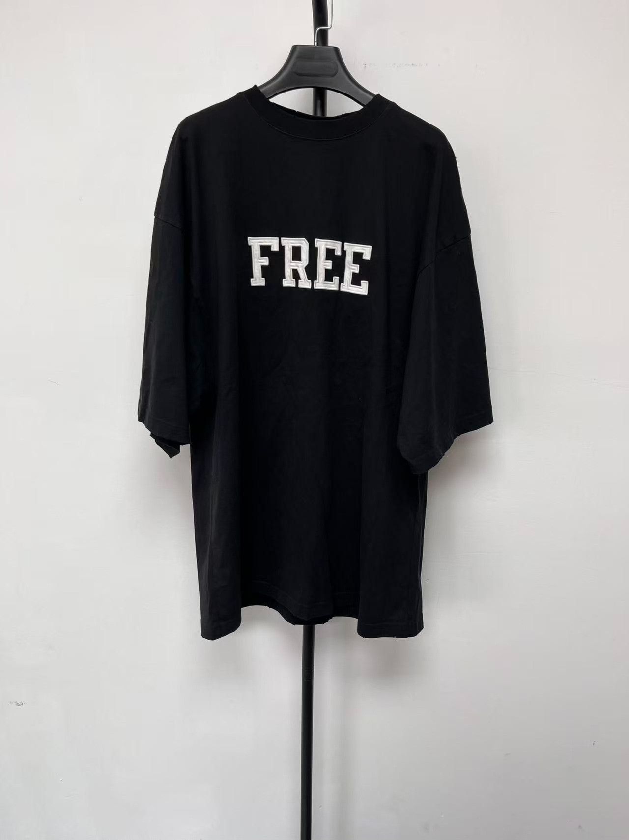 Balenciaga Balenciaga Free Logo Print T-Shirt US XXS Size US XXS / EU 40 - 2 Thumbnail