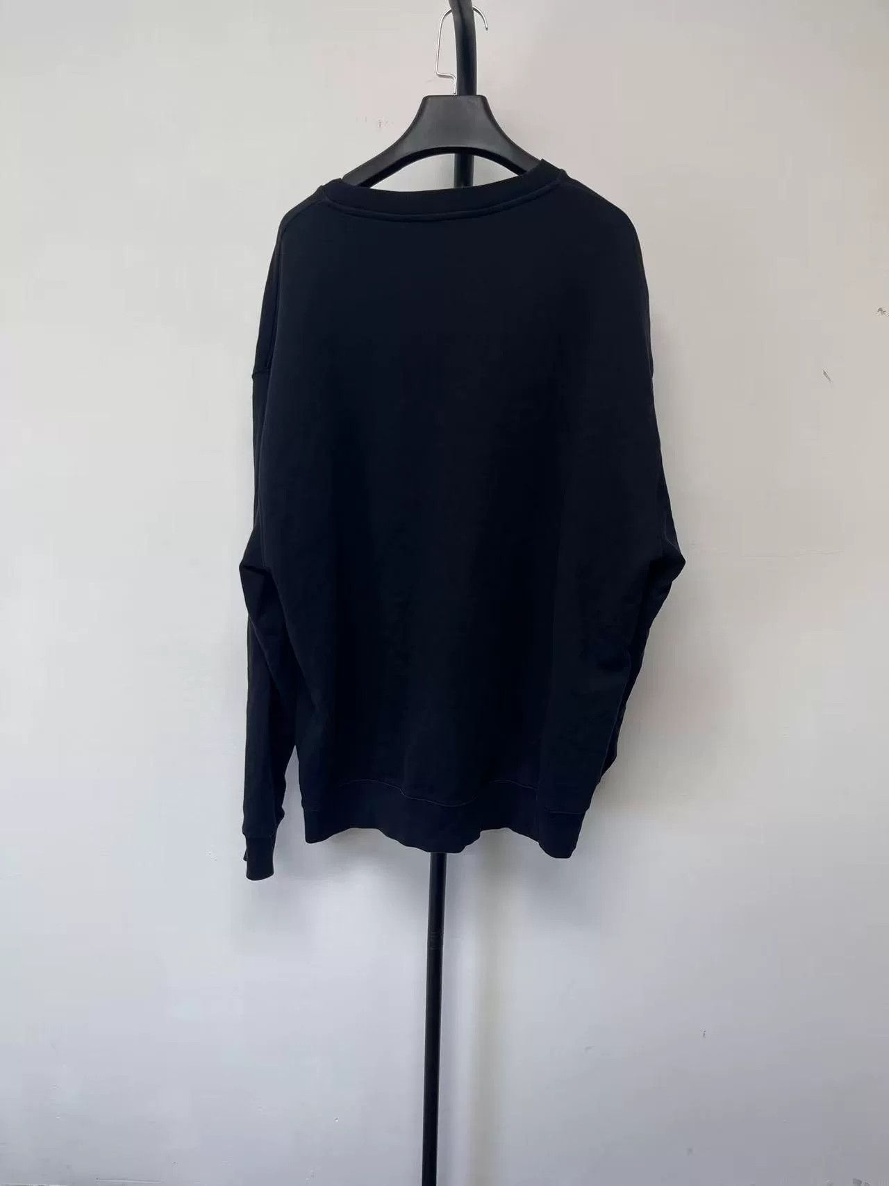 Acne Studios Acne Studios Metallic Face Logo Sweatshirt XL Size US XL / EU 56 / 4 - 3 Thumbnail
