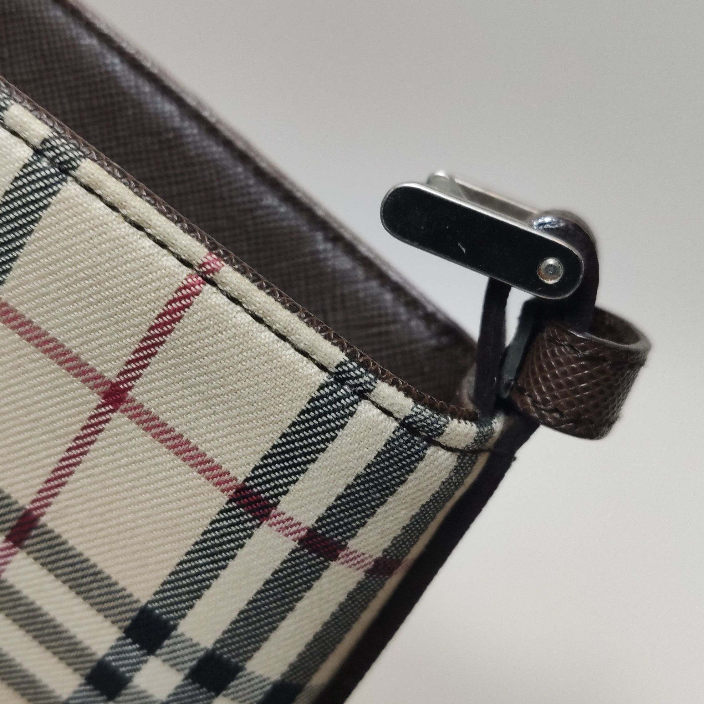 Burberry Burberry Women os Shoulder Bags Size ONE SIZE - 15 Thumbnail