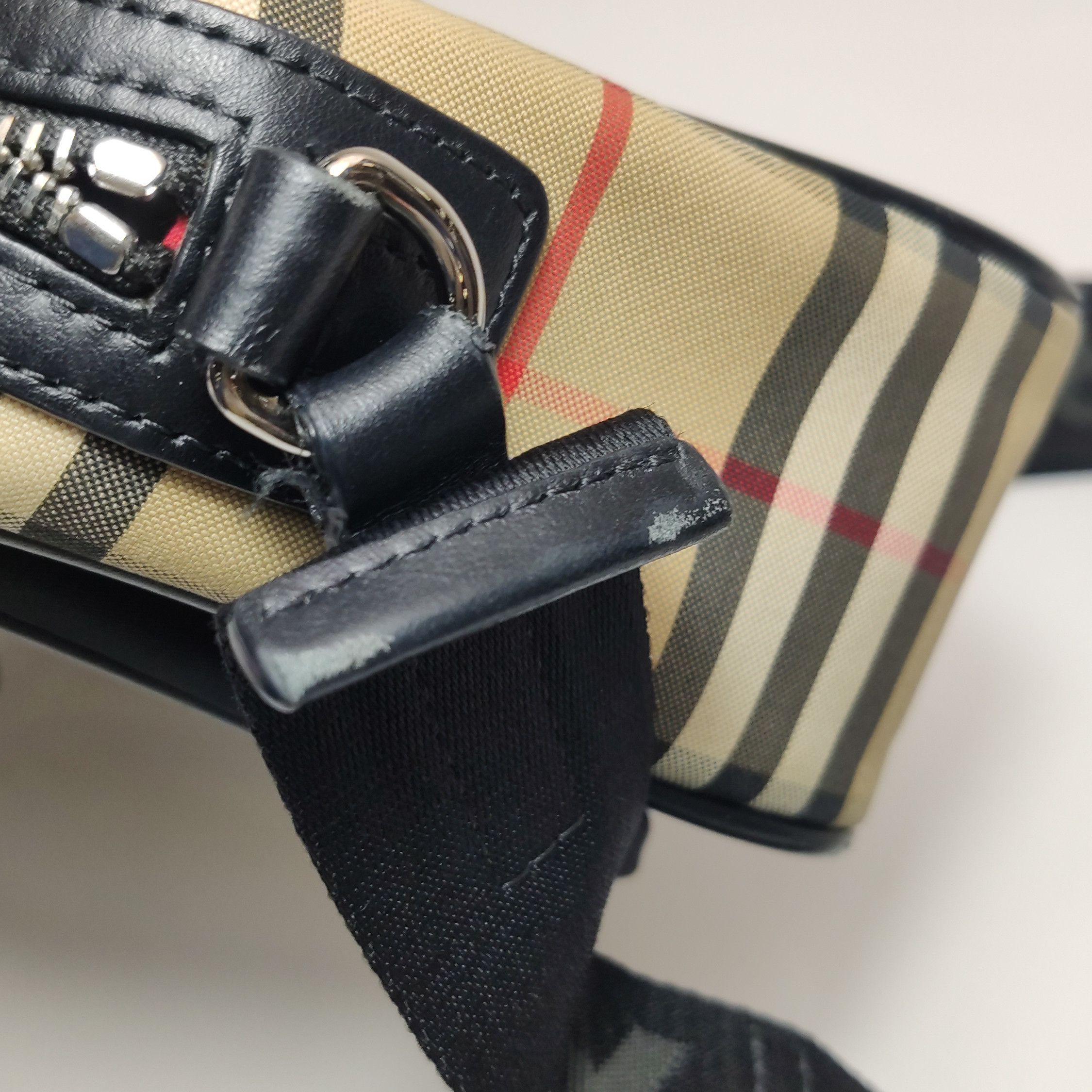 Burberry Burberry Women os Shoulder Bags Size ONE SIZE - 12 Thumbnail