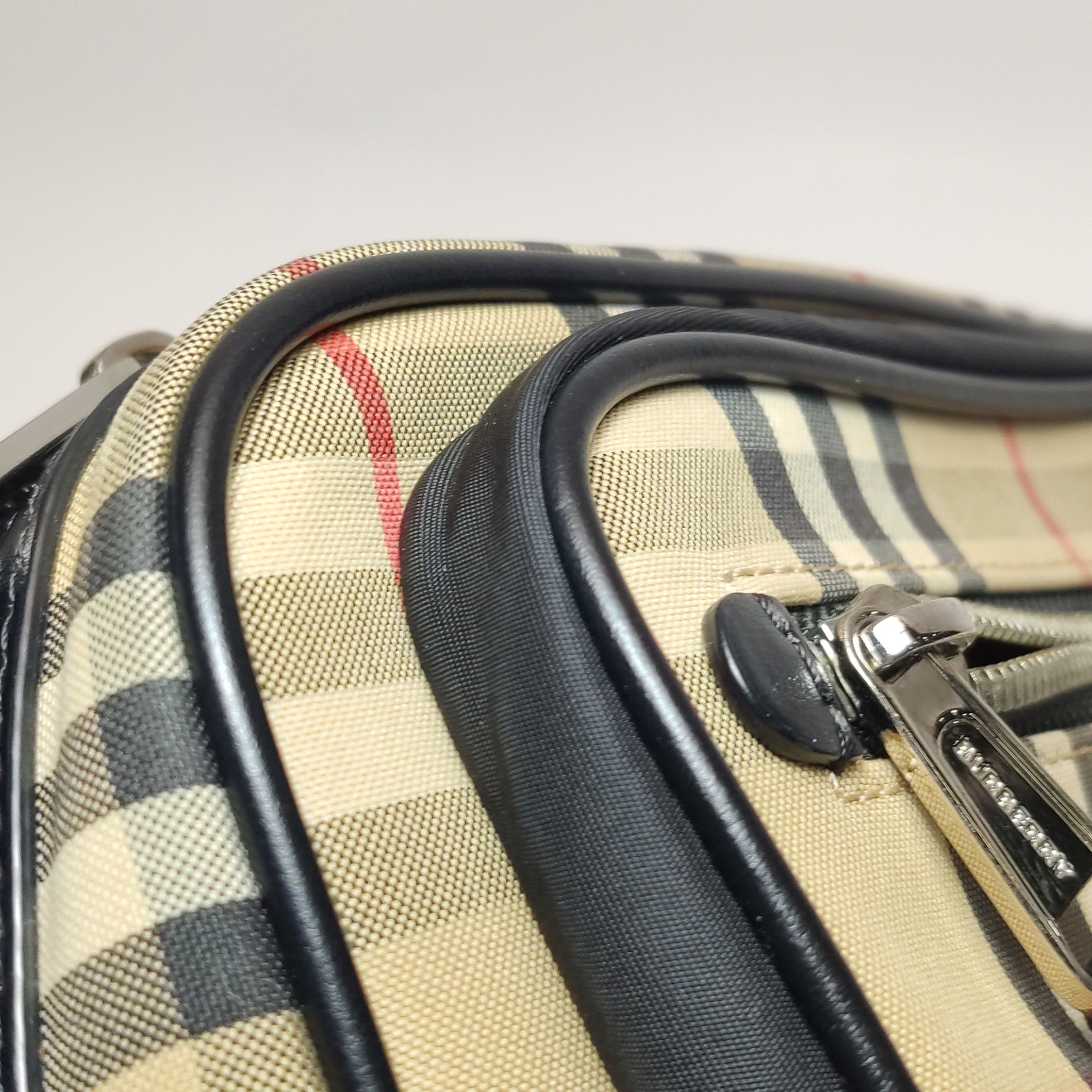 Burberry Burberry Women os Shoulder Bags Size ONE SIZE - 23 Thumbnail