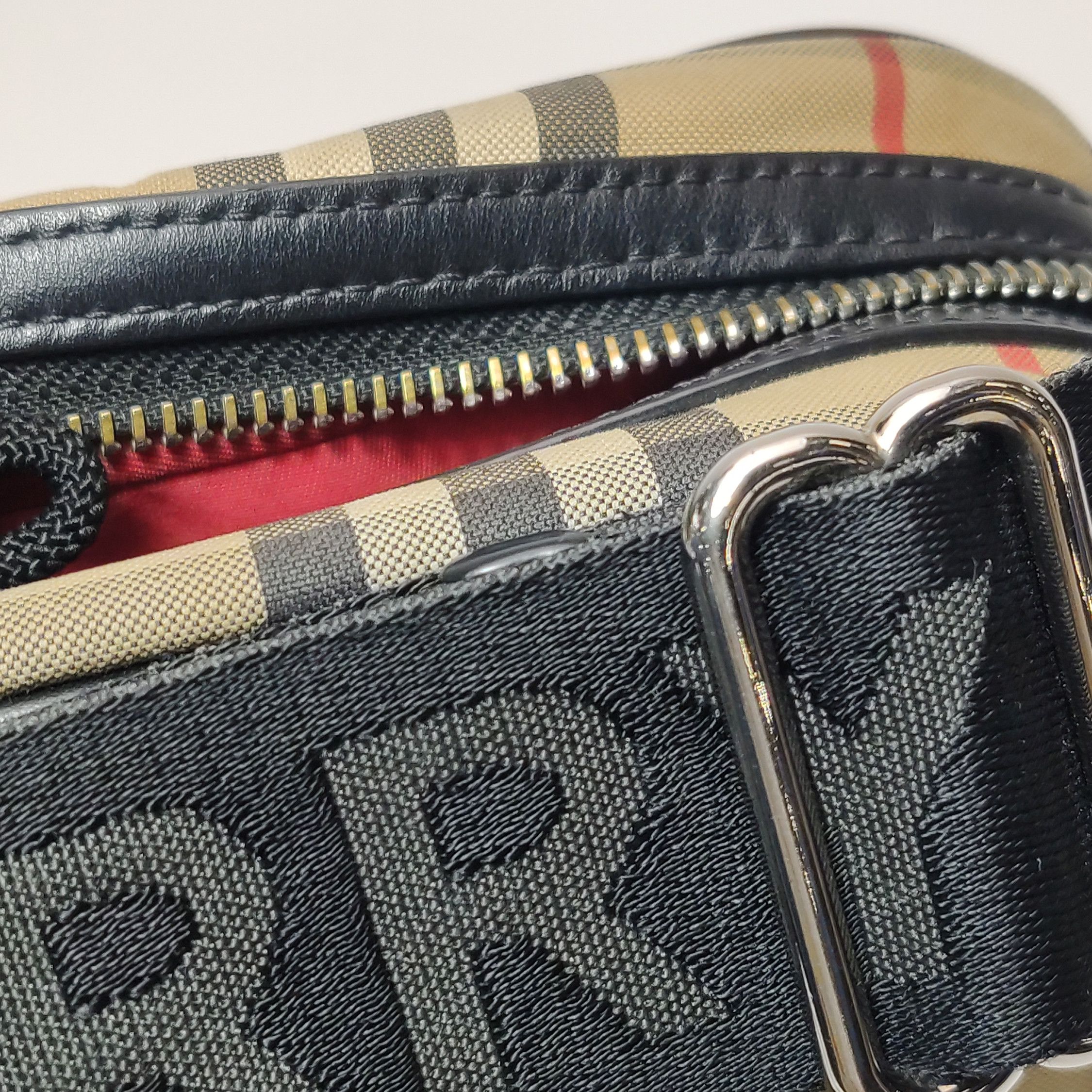 Burberry Burberry Women os Shoulder Bags Size ONE SIZE - 13 Thumbnail
