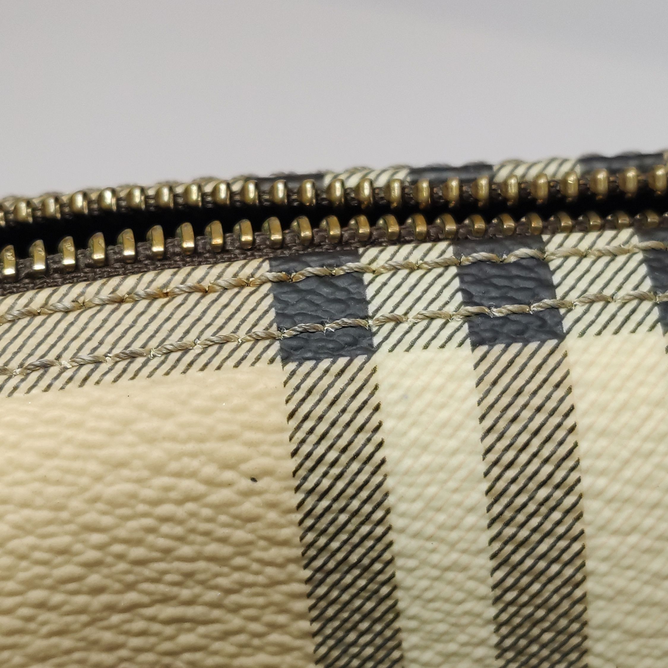 Burberry Burberry Women os Tote Bags Size ONE SIZE - 19 Thumbnail