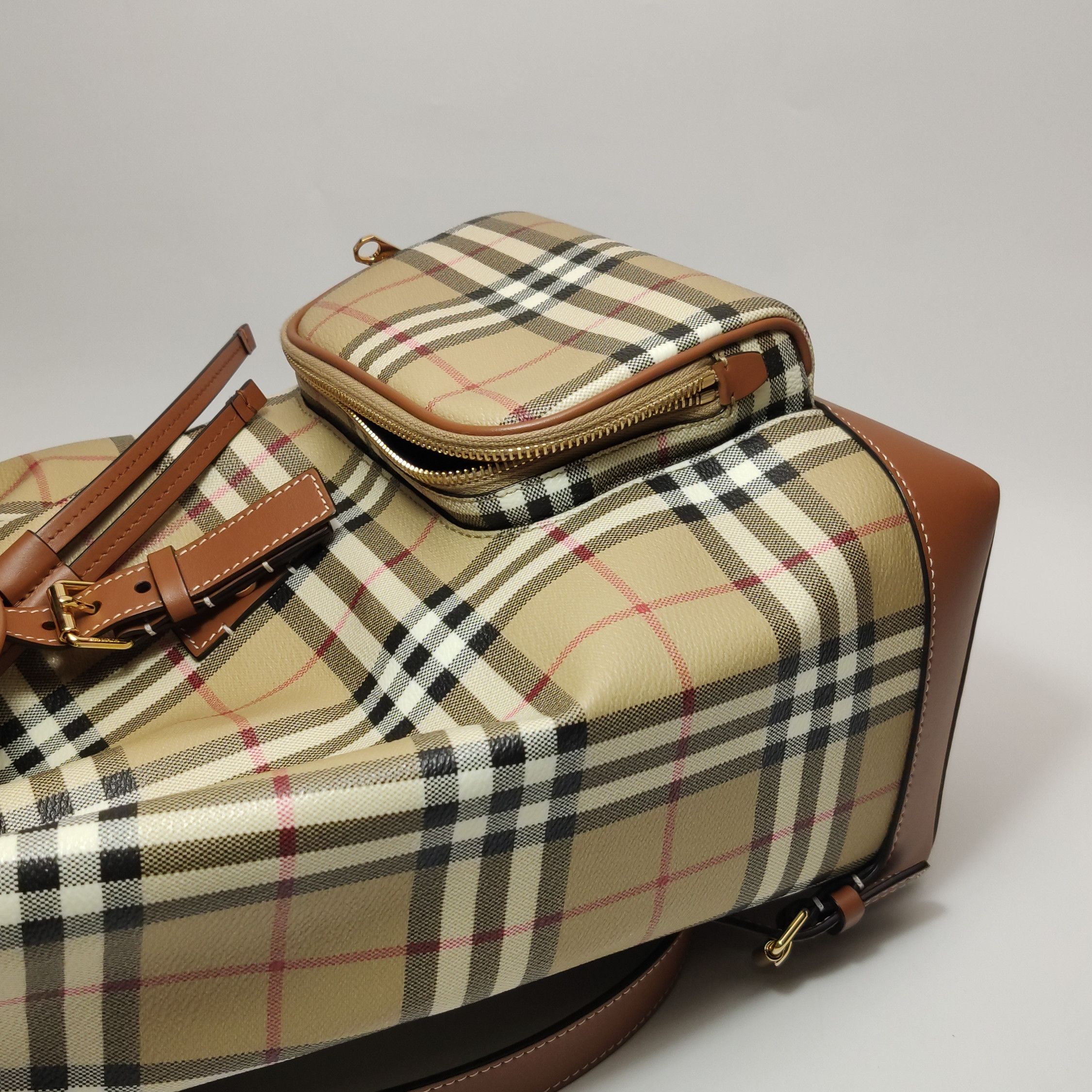 Burberry Burberry Women os Backpacks Size ONE SIZE - 23 Thumbnail