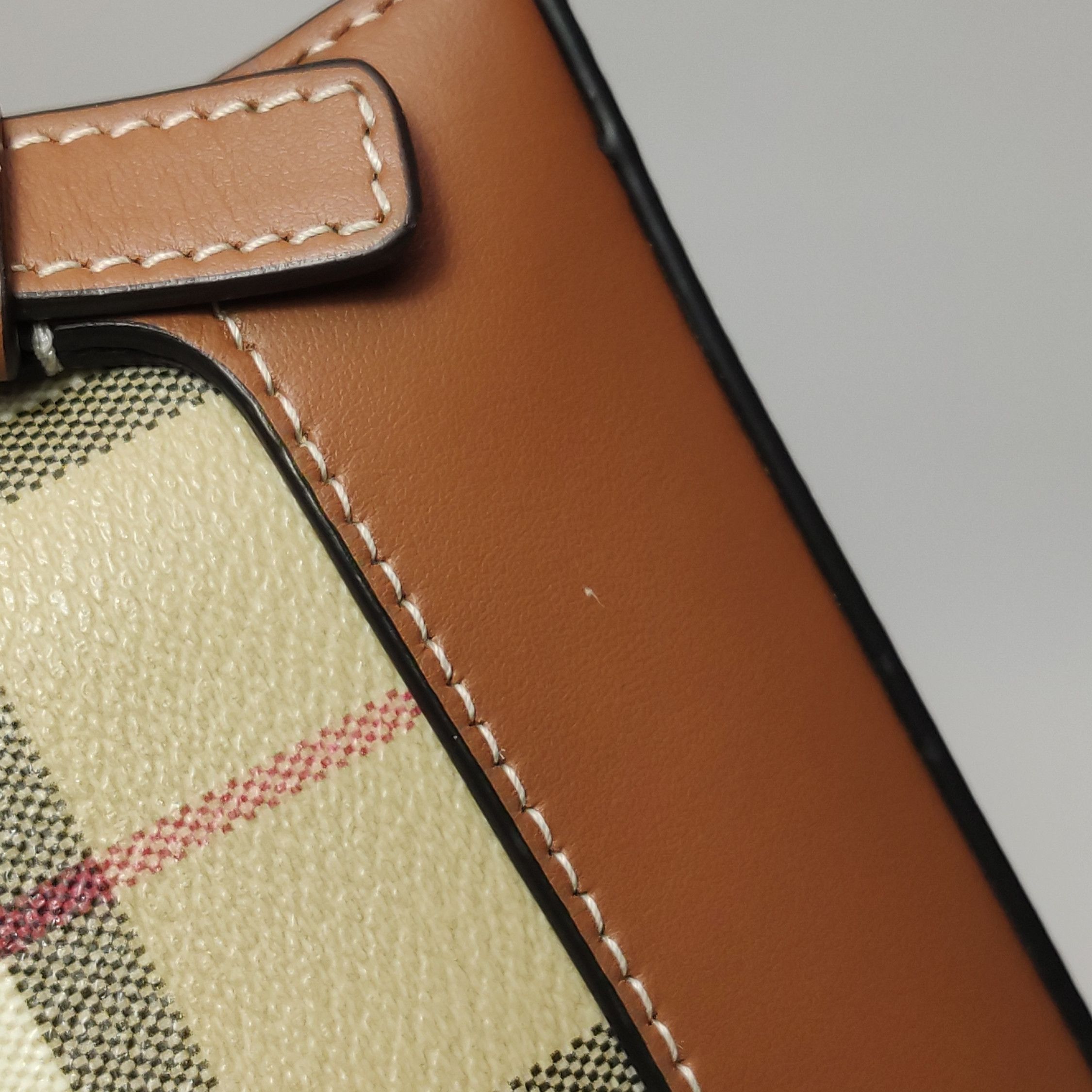 Burberry Burberry Women os Backpacks Size ONE SIZE - 22 Thumbnail