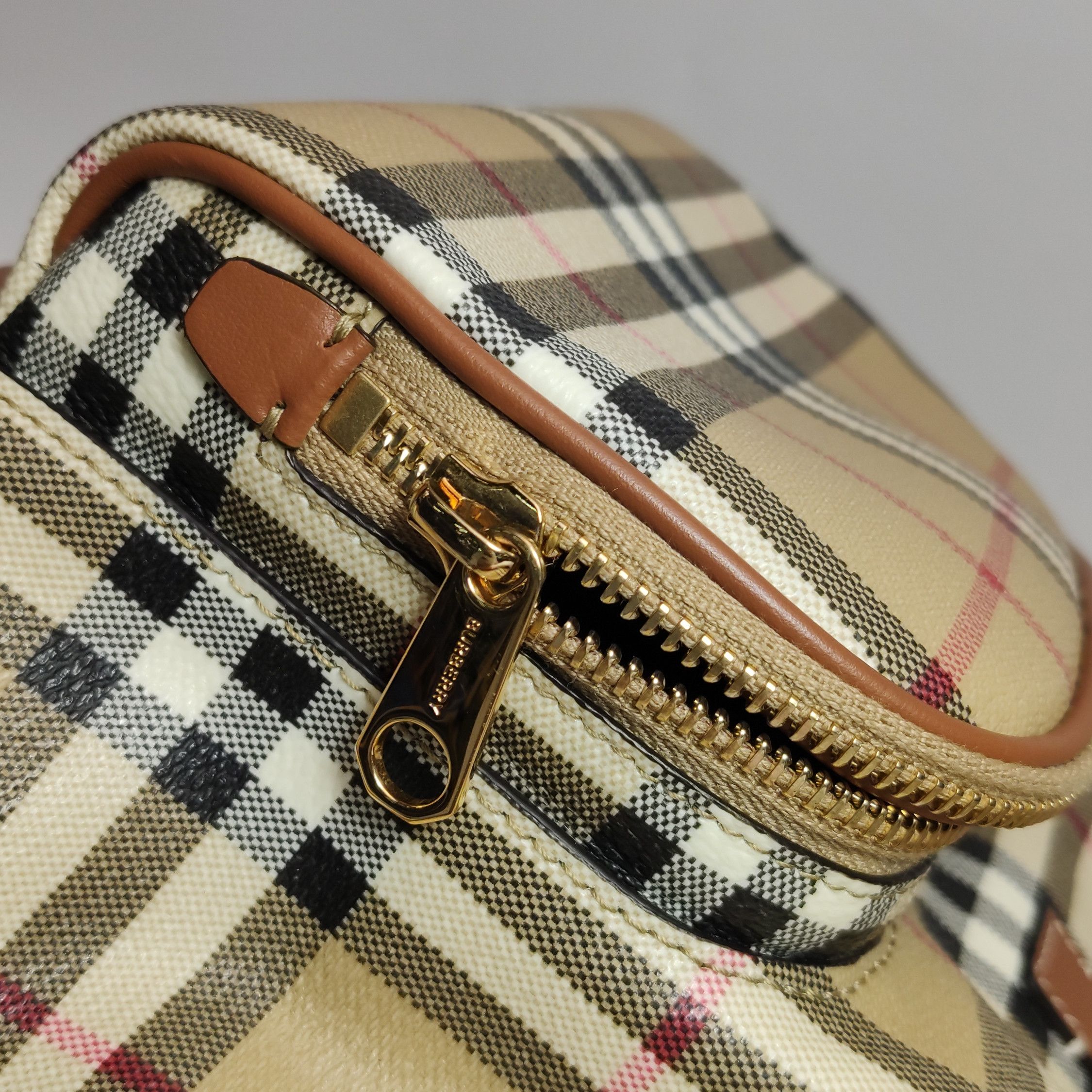 Burberry Burberry Women os Backpacks Size ONE SIZE - 15 Thumbnail