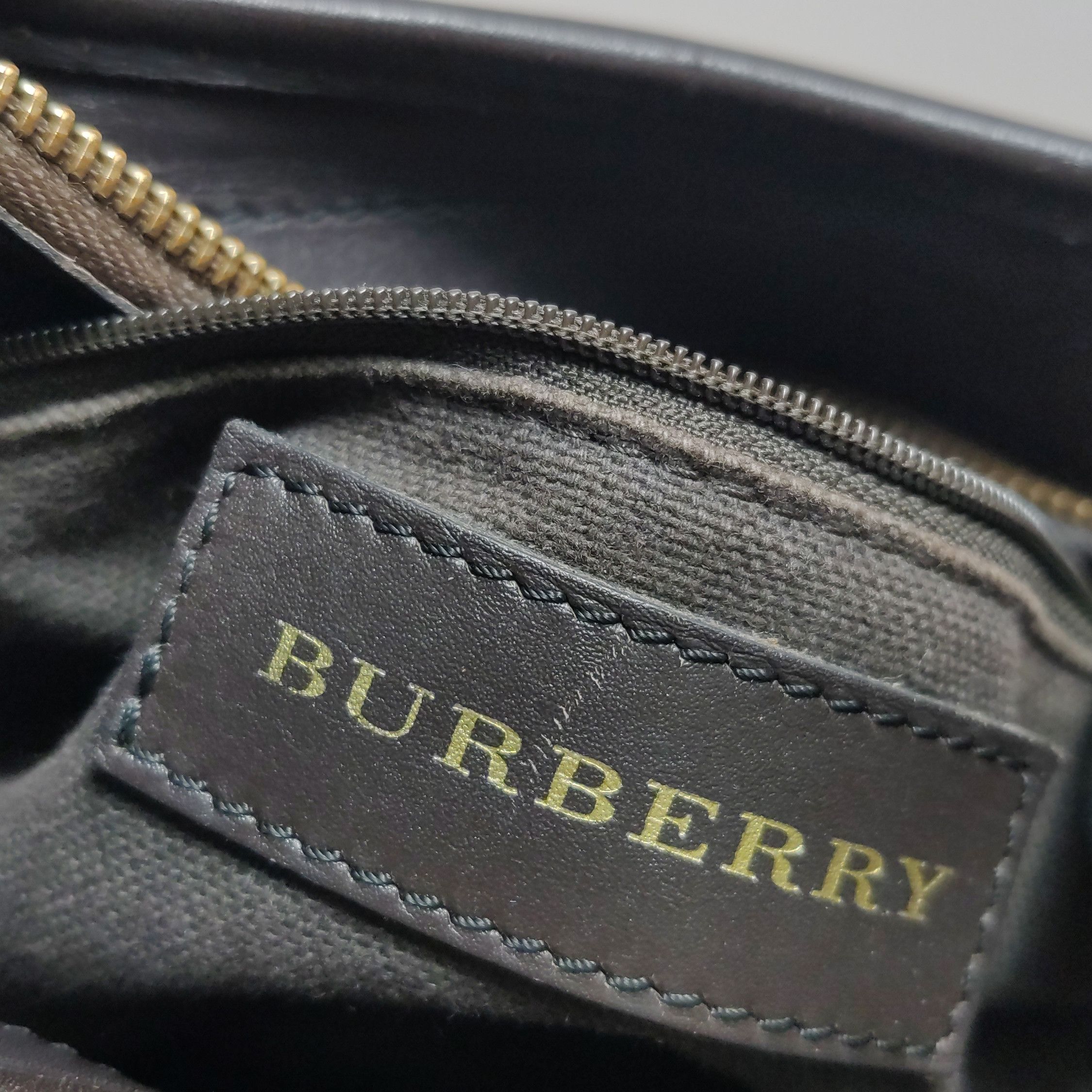 Burberry Burberry Women os Shoulder Bags Size ONE SIZE - 11 Thumbnail