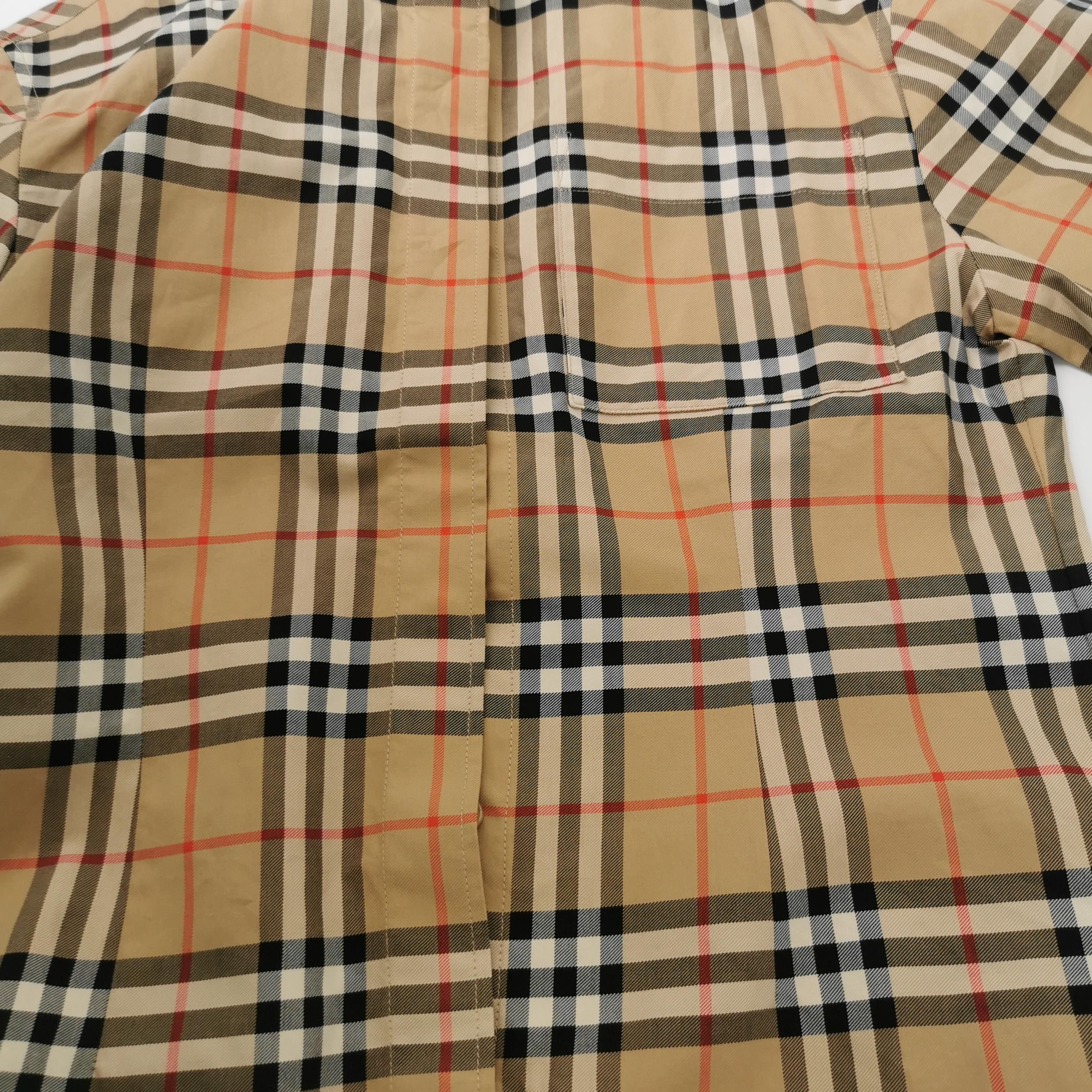 Burberry Burberry Women 4 Button Ups Size S / US 4 / IT 40 - 3 Thumbnail