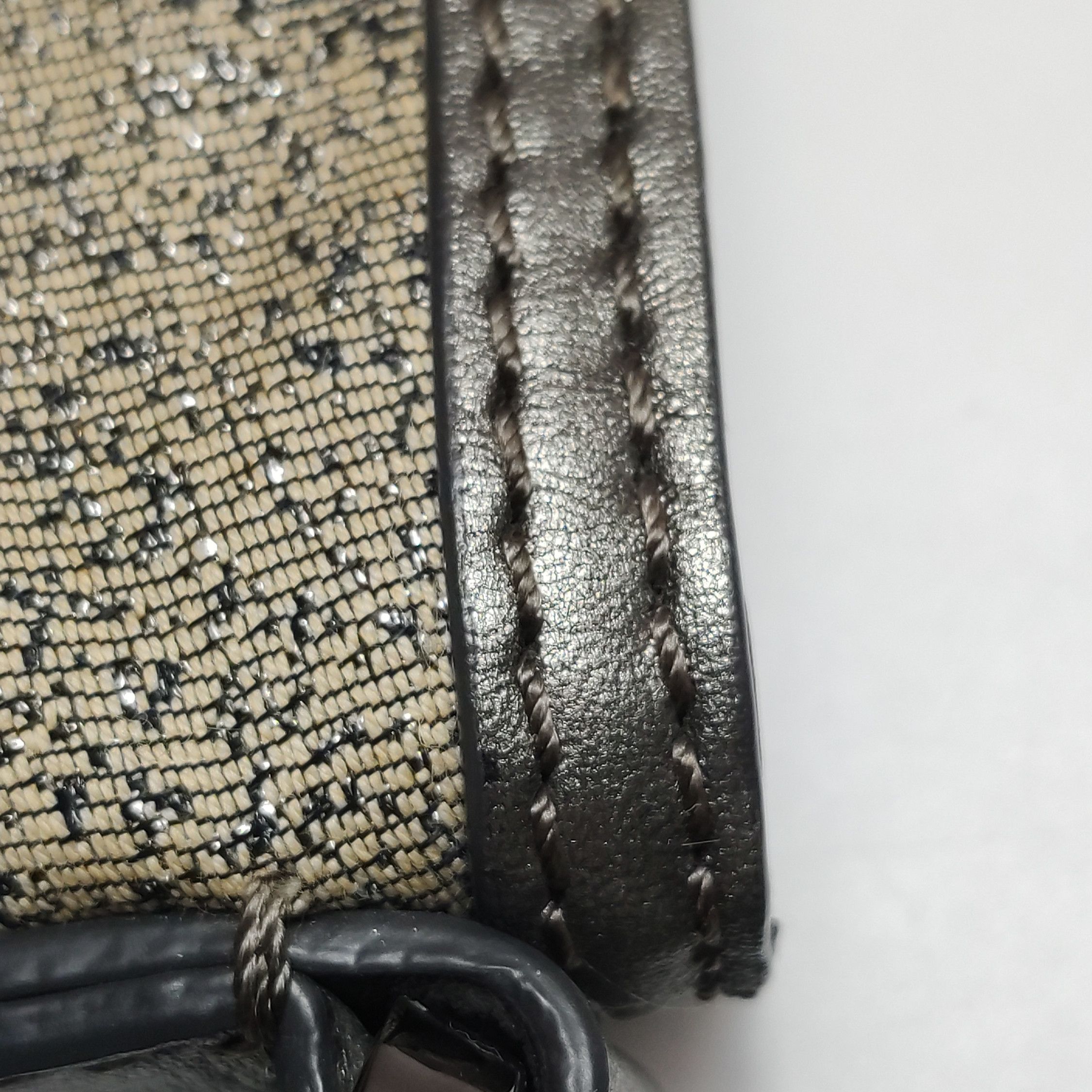 Burberry Burberry Women os Shoulder Bags Size ONE SIZE - 20 Thumbnail