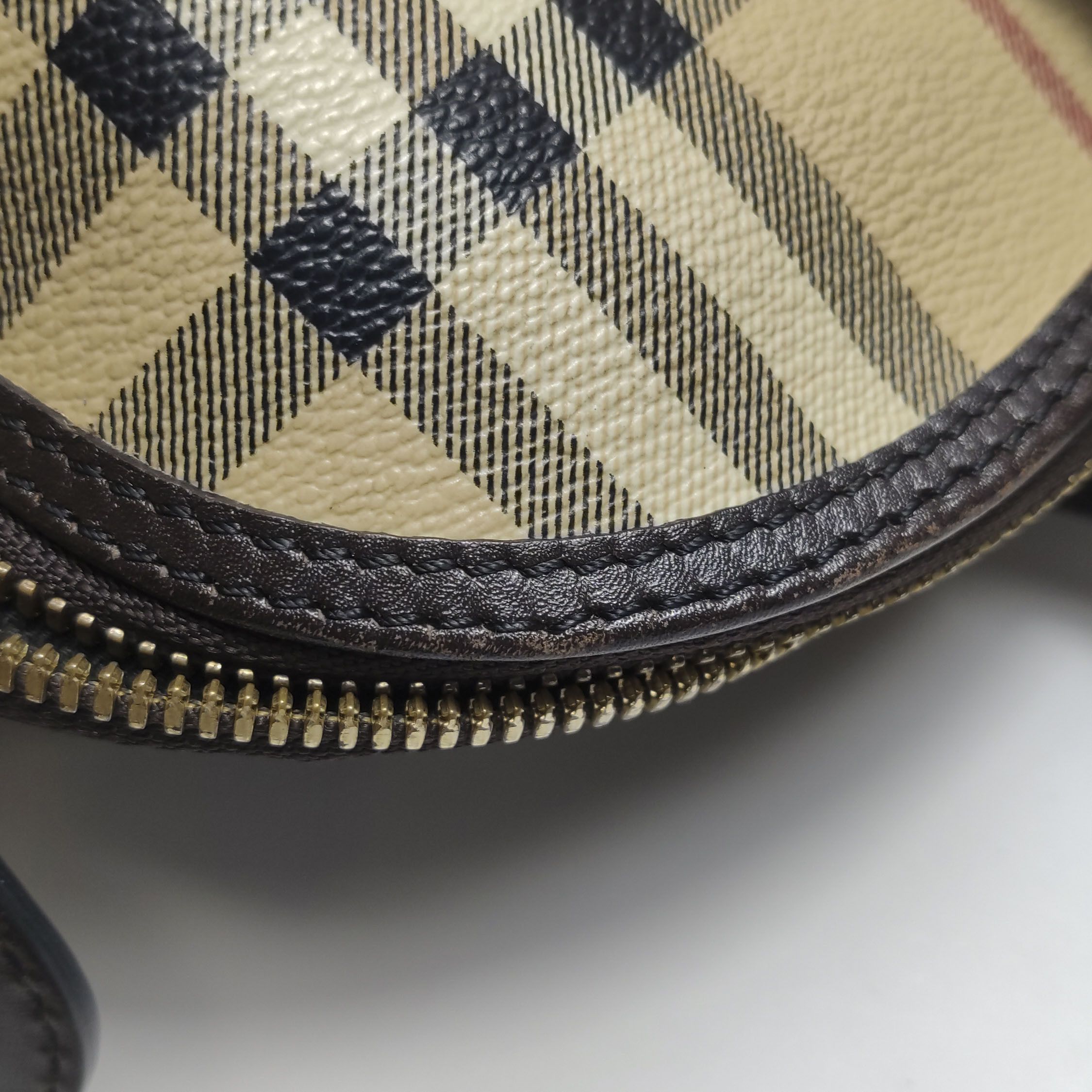 Burberry Burberry Women os Tote Bags Size ONE SIZE - 18 Thumbnail