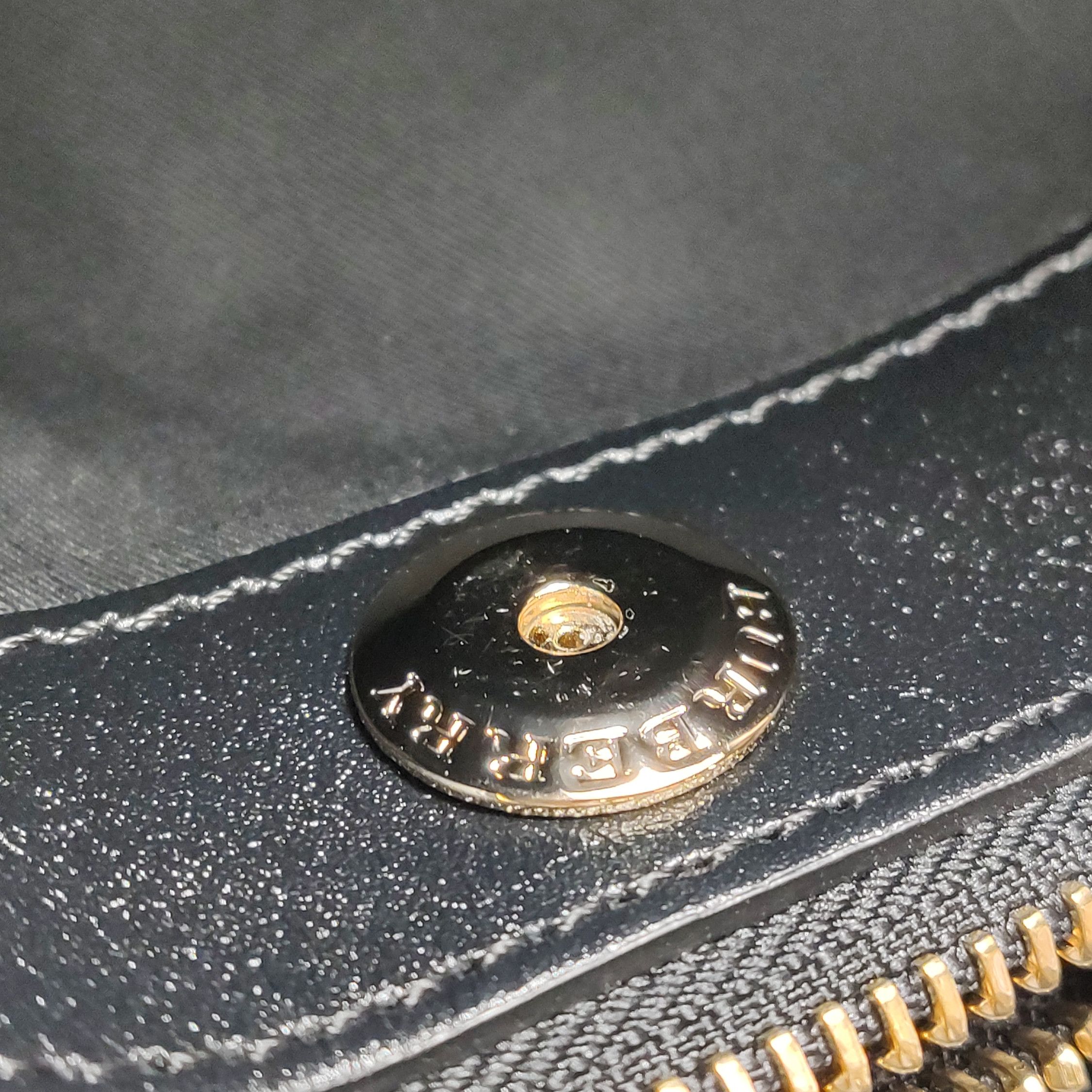 Burberry Burberry Women os Shoulder Bags Size ONE SIZE - 14 Thumbnail