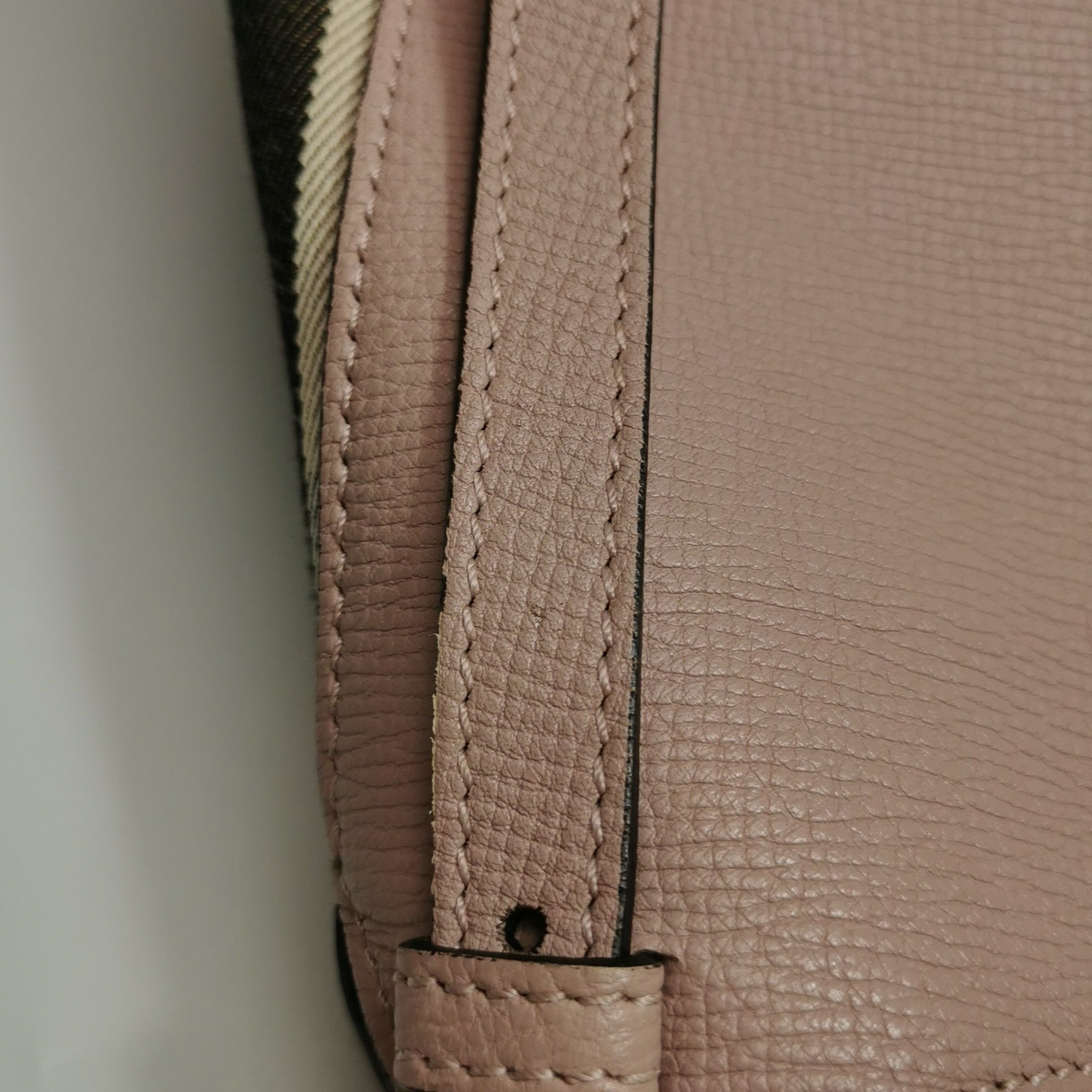 Burberry Burberry Women os Shoulder Bags Size ONE SIZE - 11 Thumbnail