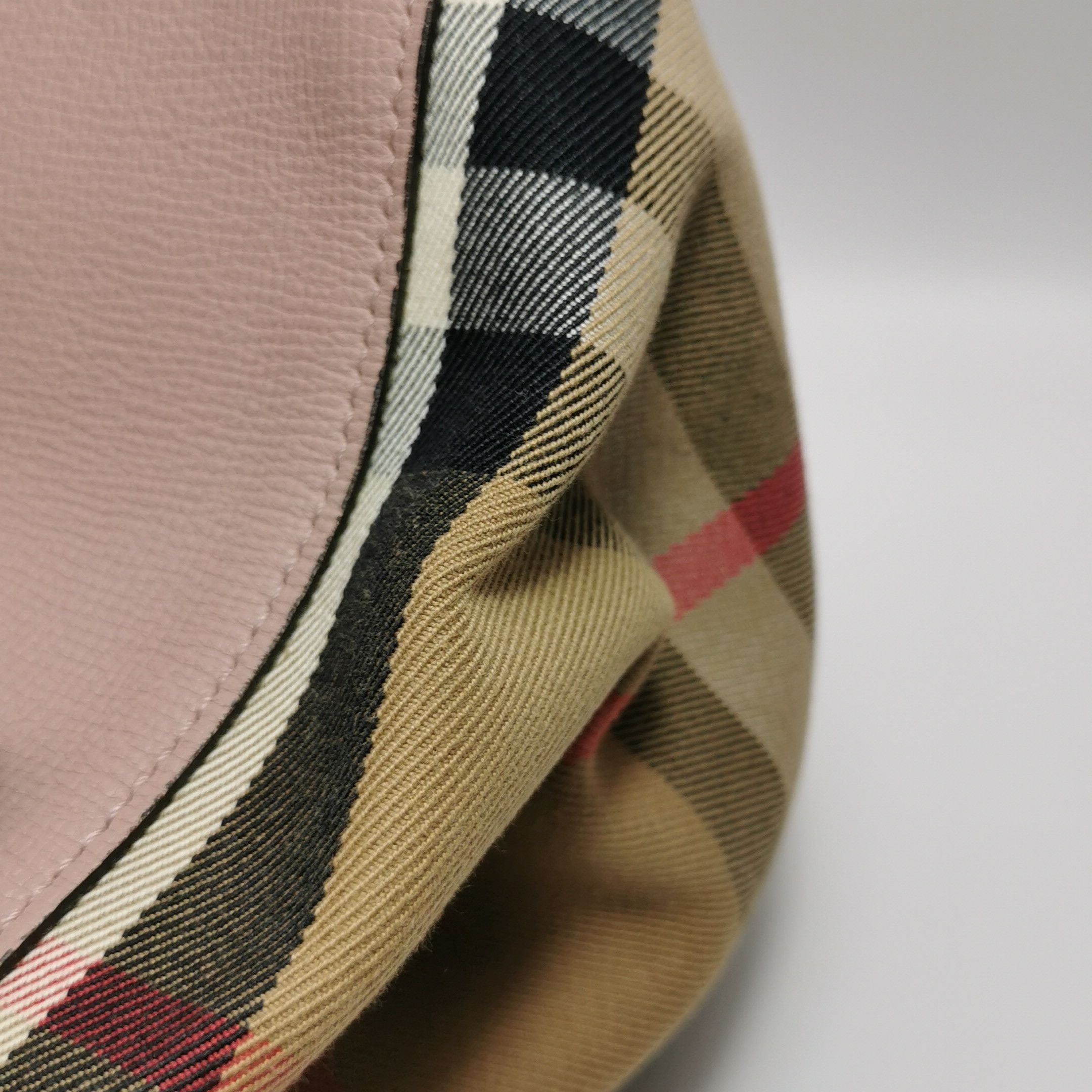 Burberry Burberry Women os Shoulder Bags Size ONE SIZE - 25 Thumbnail