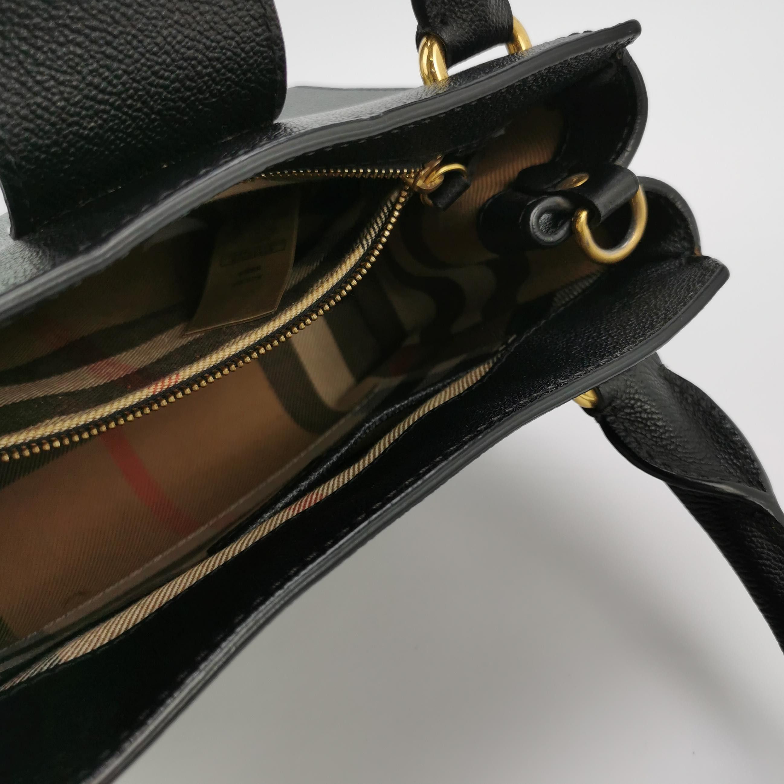 Burberry Burberry Women os Shoulder Bags Size ONE SIZE - 7 Thumbnail