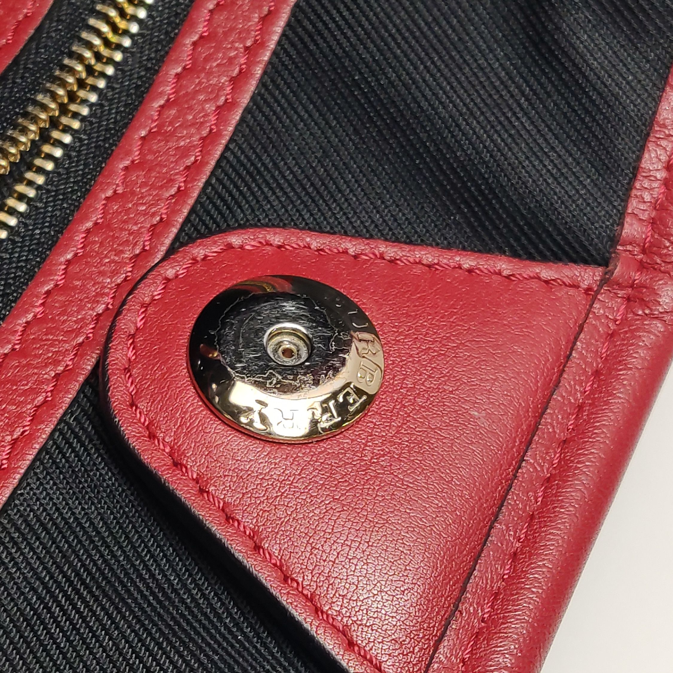 Burberry Burberry Women os Shoulder Bags Size ONE SIZE - 9 Thumbnail