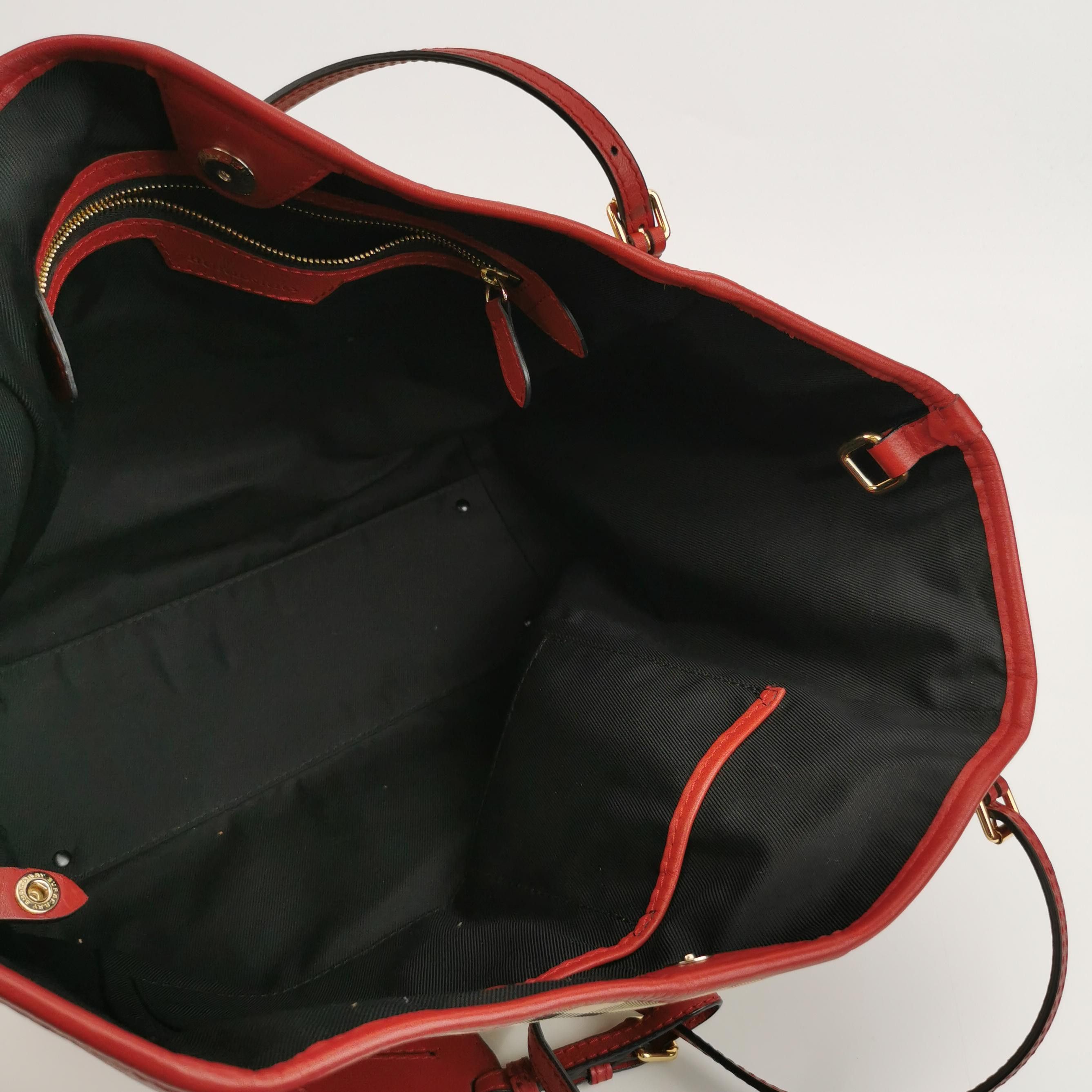 Burberry Burberry Women os Shoulder Bags Size ONE SIZE - 7 Thumbnail