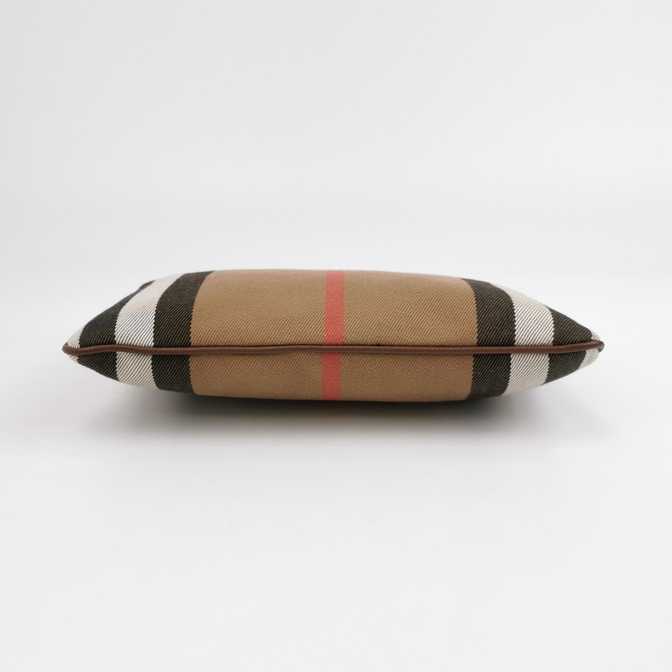 Burberry Burberry Women os Shoulder Bags Size ONE SIZE - 6 Thumbnail
