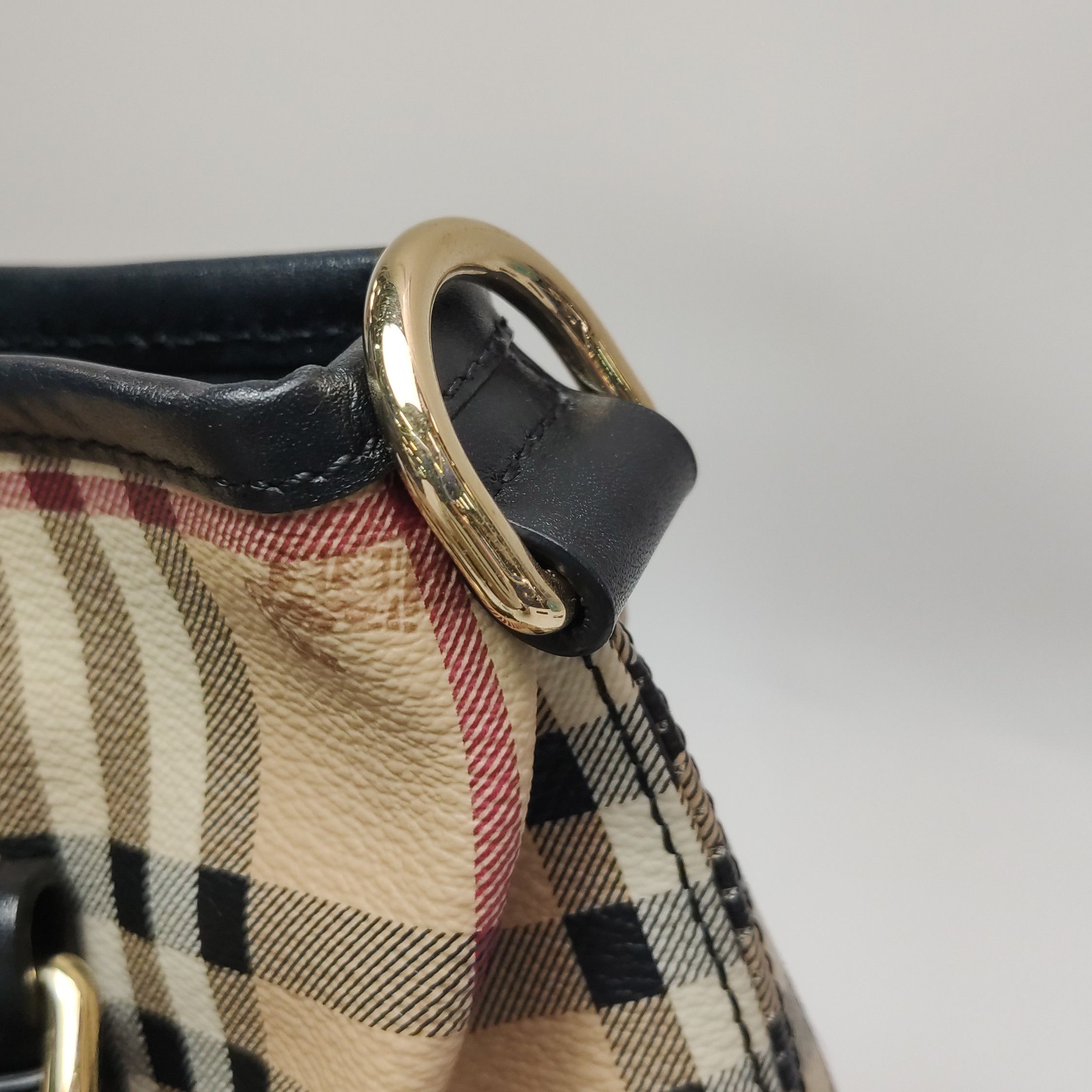 Burberry Burberry Women os Shoulder Bags Size ONE SIZE - 16 Thumbnail