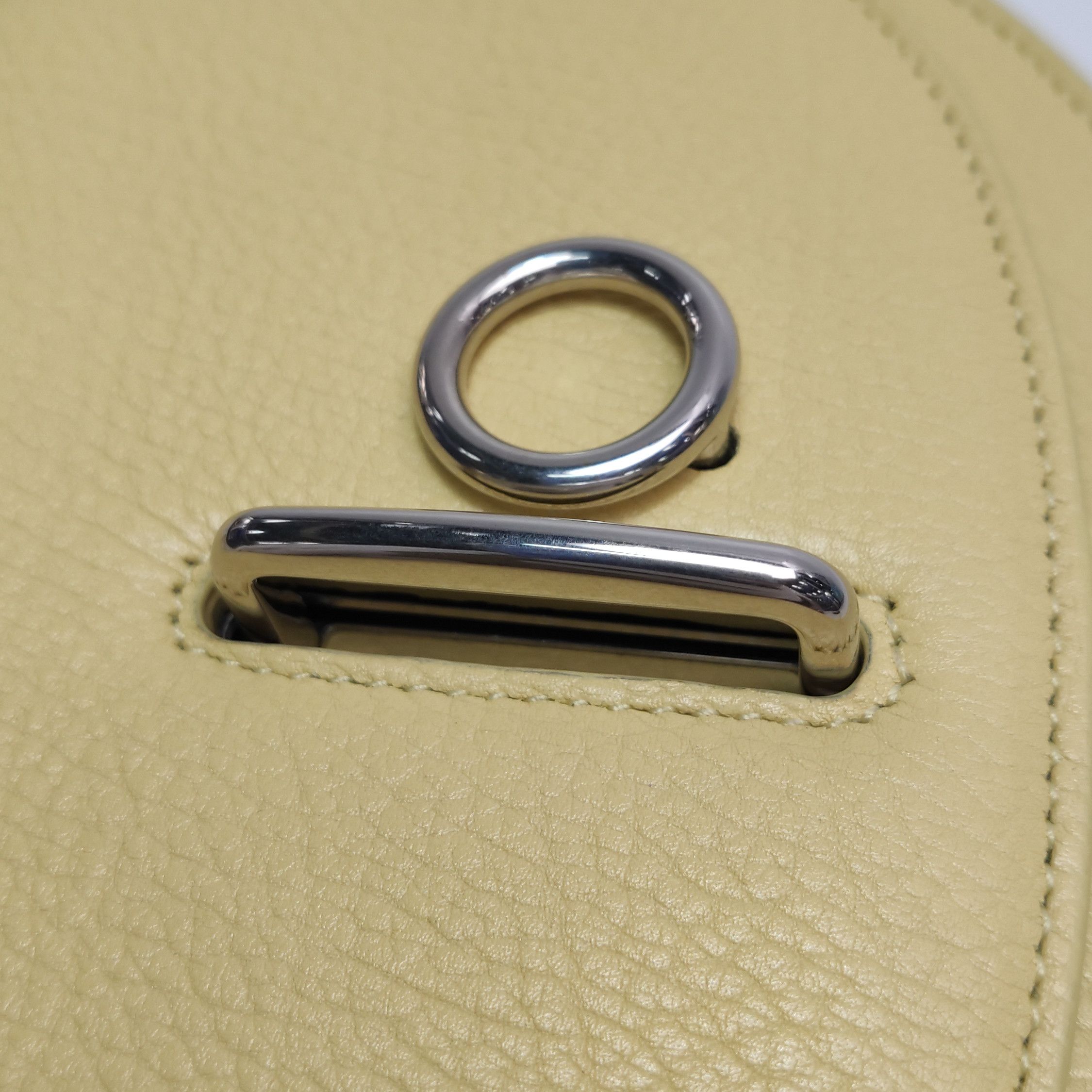 Burberry Burberry Women os Shoulder Bags Size ONE SIZE - 11 Thumbnail