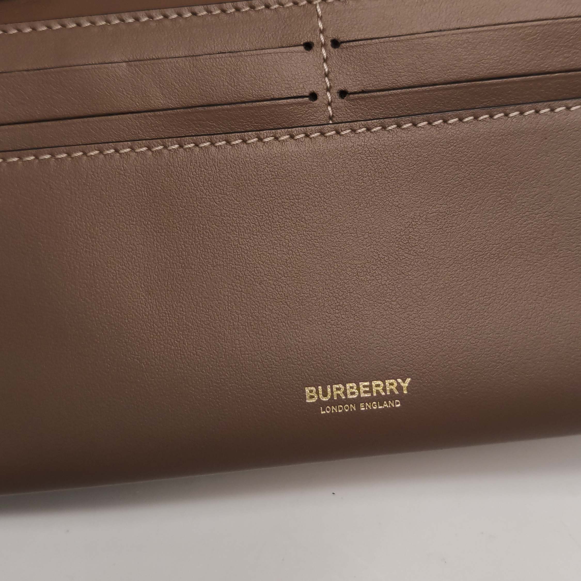 Burberry Burberry Women os Shoulder Bags Size ONE SIZE - 10 Thumbnail