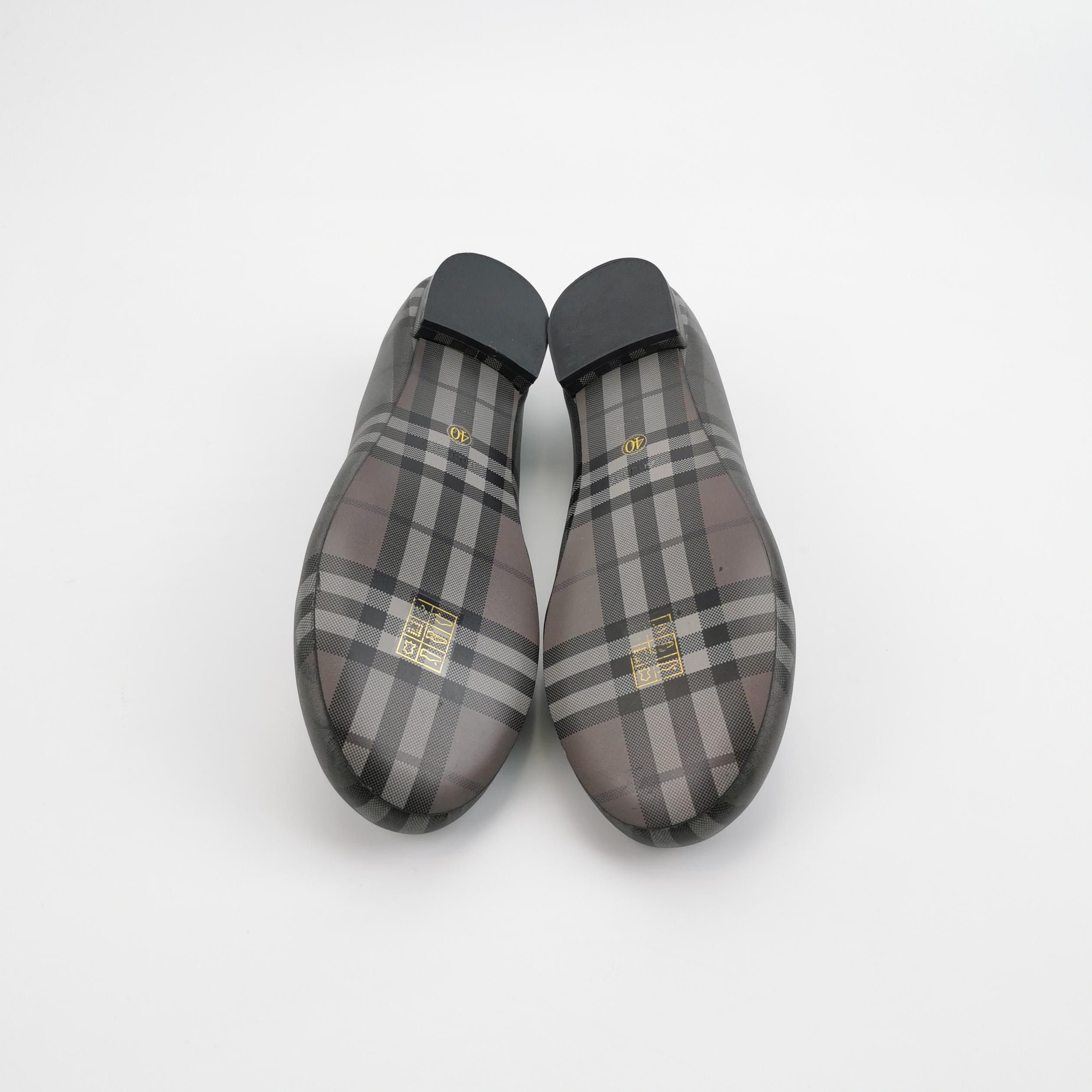 Burberry Burberry Women 10 Flats Size US 10 / IT 40 - 5 Thumbnail