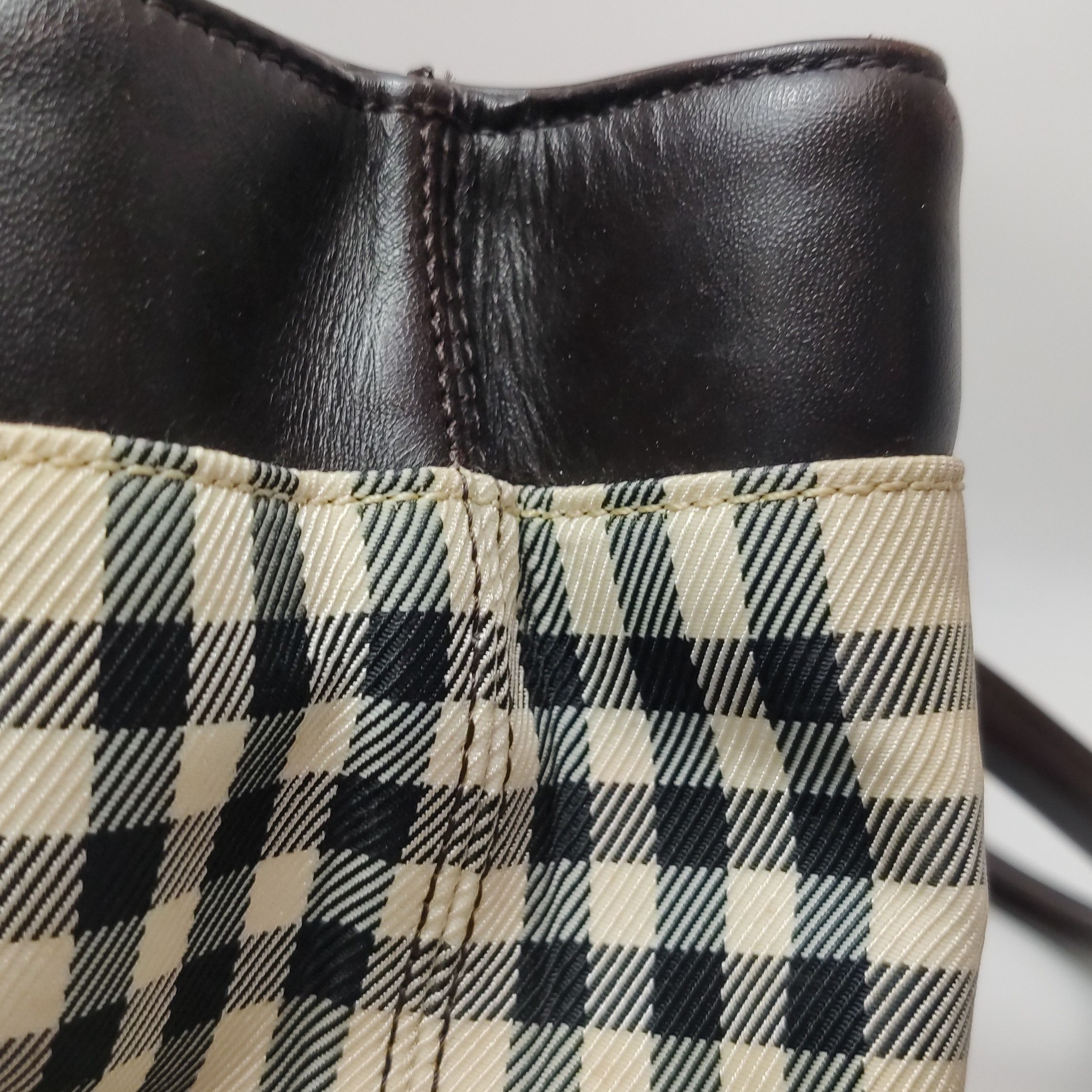 Burberry Burberry Women os Shoulder Bags Size ONE SIZE - 25 Thumbnail