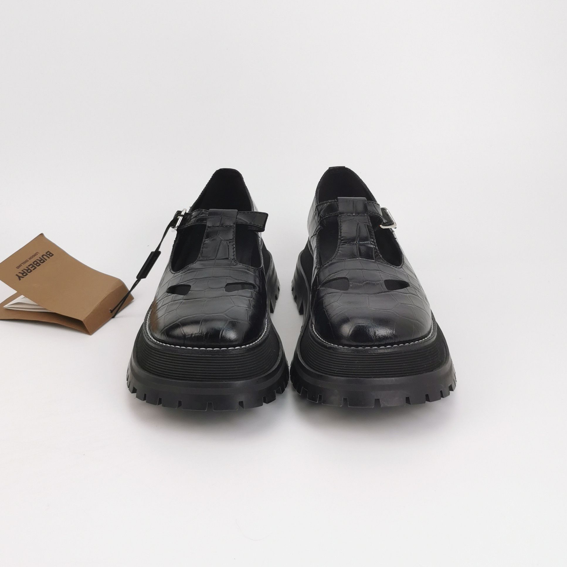 Burberry Burberry Women 10 Flats Size US 10 / IT 40 - 3 Thumbnail