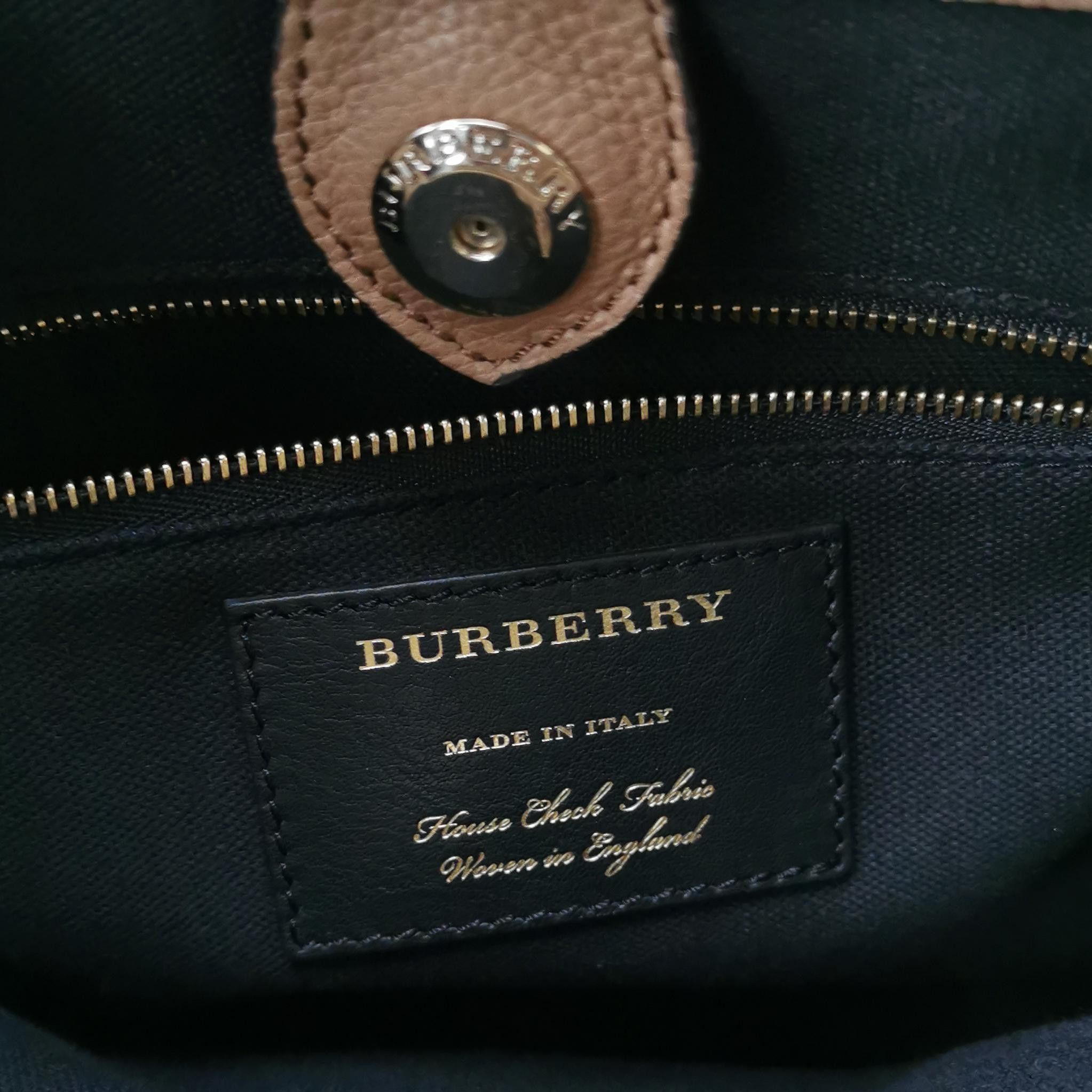 Burberry Burberry Women os Shoulder Bags Size ONE SIZE - 8 Thumbnail