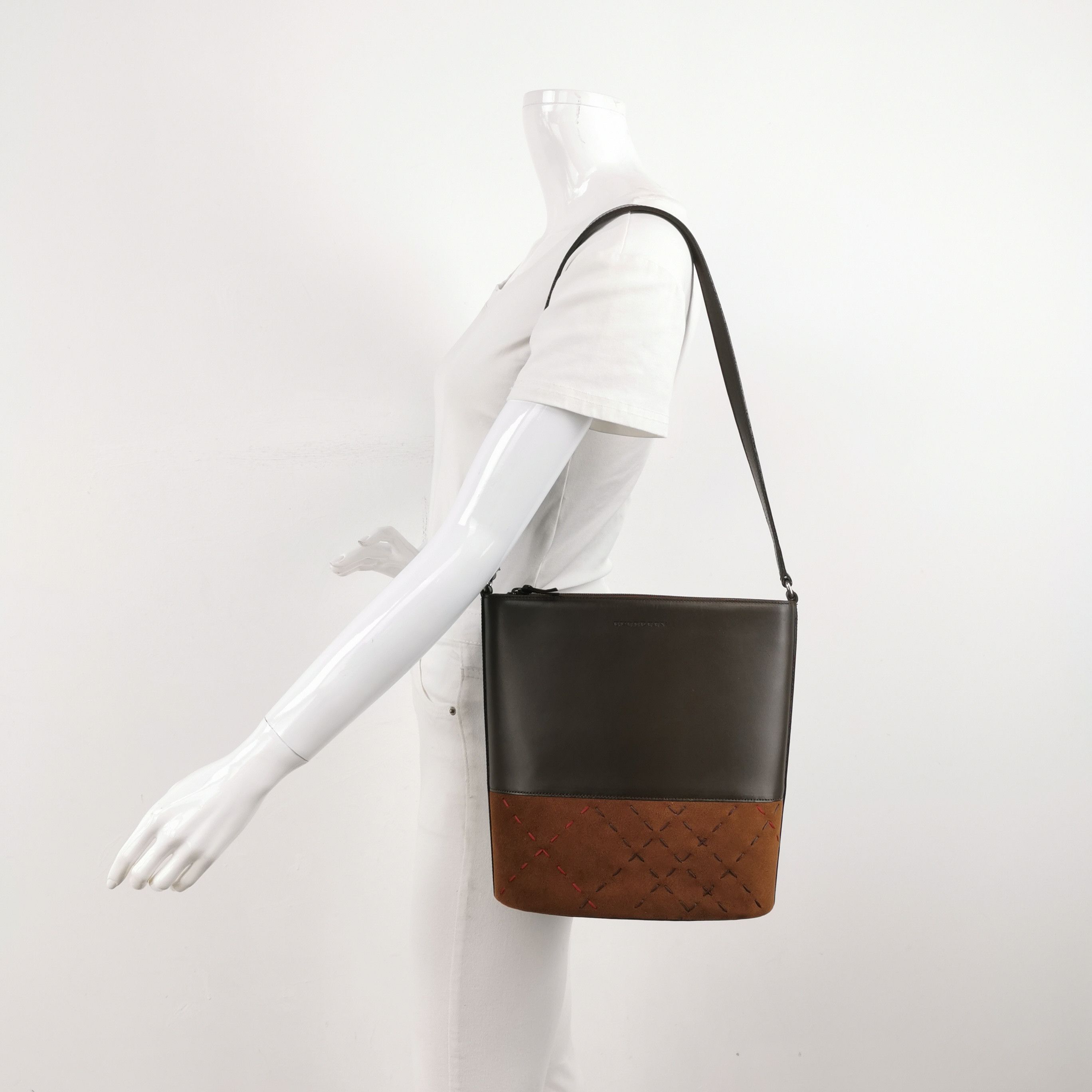 Burberry Burberry Women os Shoulder Bags Size ONE SIZE - 2 Thumbnail
