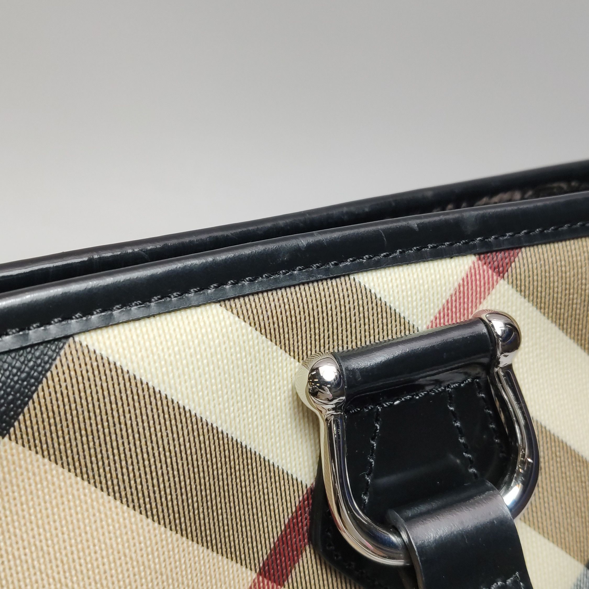 Burberry Burberry Women os Shoulder Bags Size ONE SIZE - 17 Thumbnail