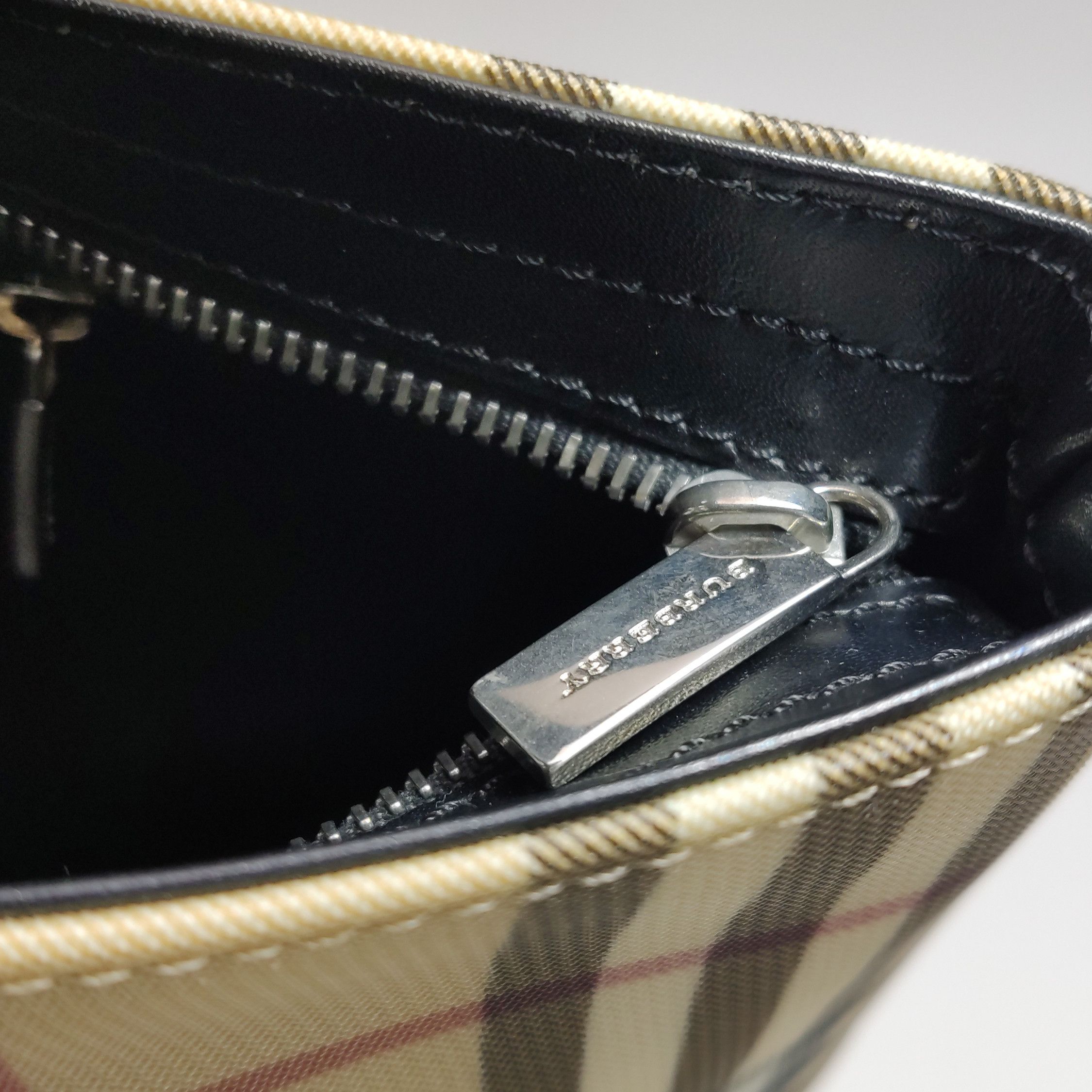 Burberry Burberry Women os Shoulder Bags Size ONE SIZE - 12 Thumbnail