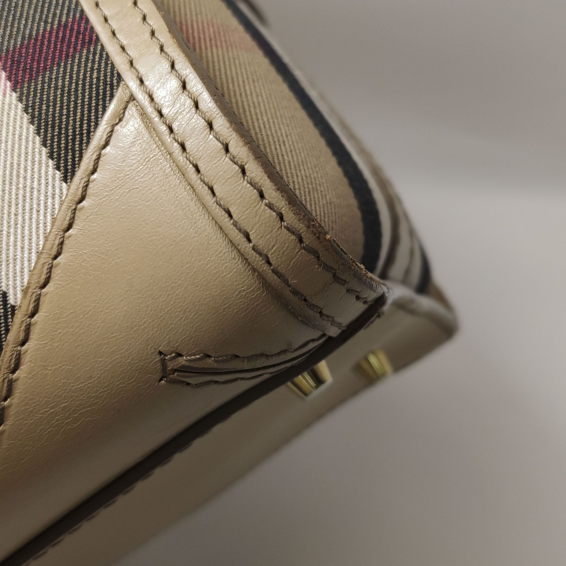 Burberry Burberry Women os Shoulder Bags Size ONE SIZE - 20 Thumbnail