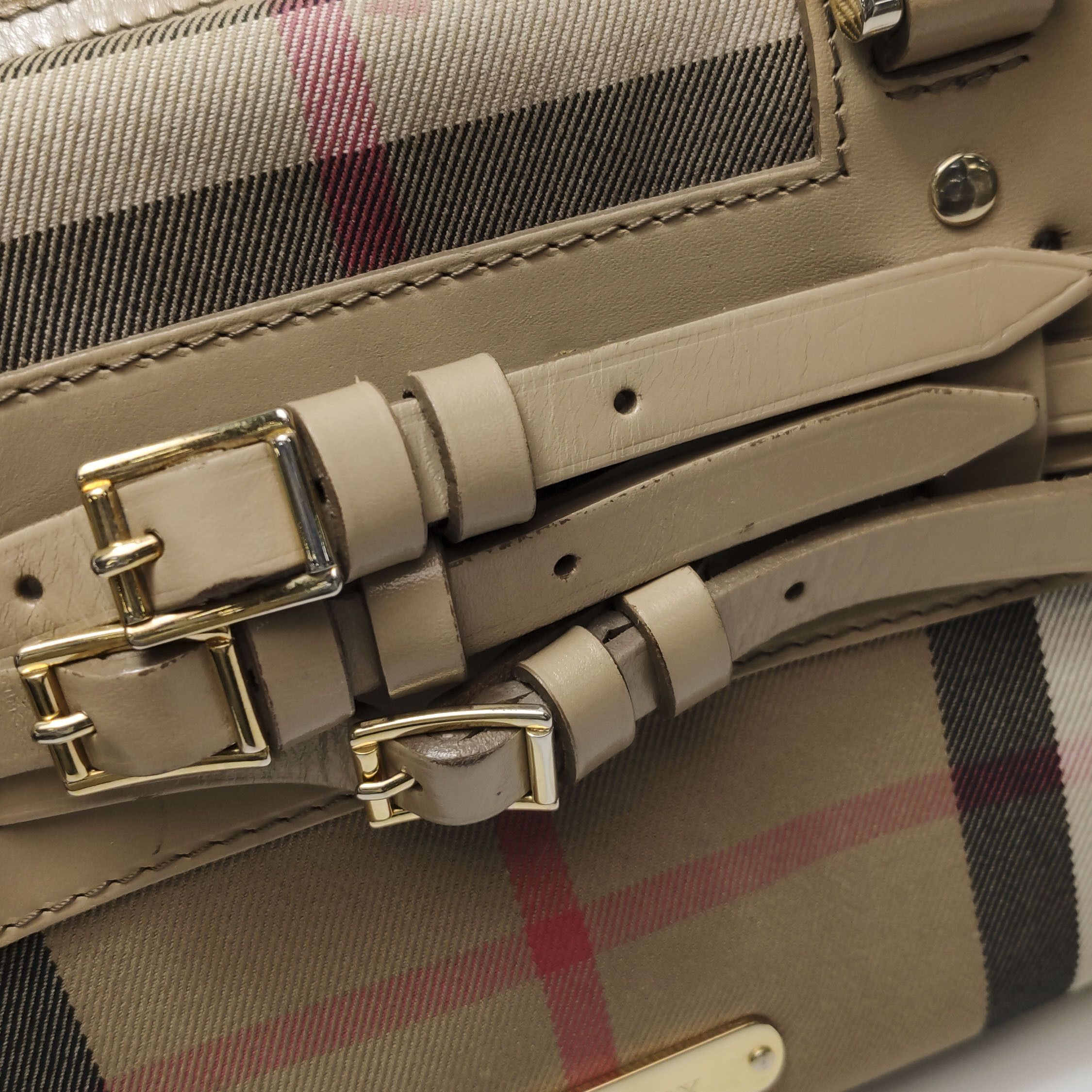 Burberry Burberry Women os Shoulder Bags Size ONE SIZE - 18 Thumbnail