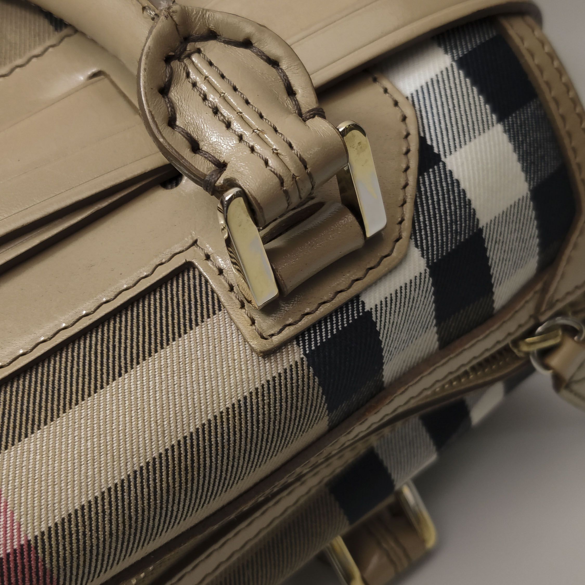 Burberry Burberry Women os Shoulder Bags Size ONE SIZE - 17 Thumbnail