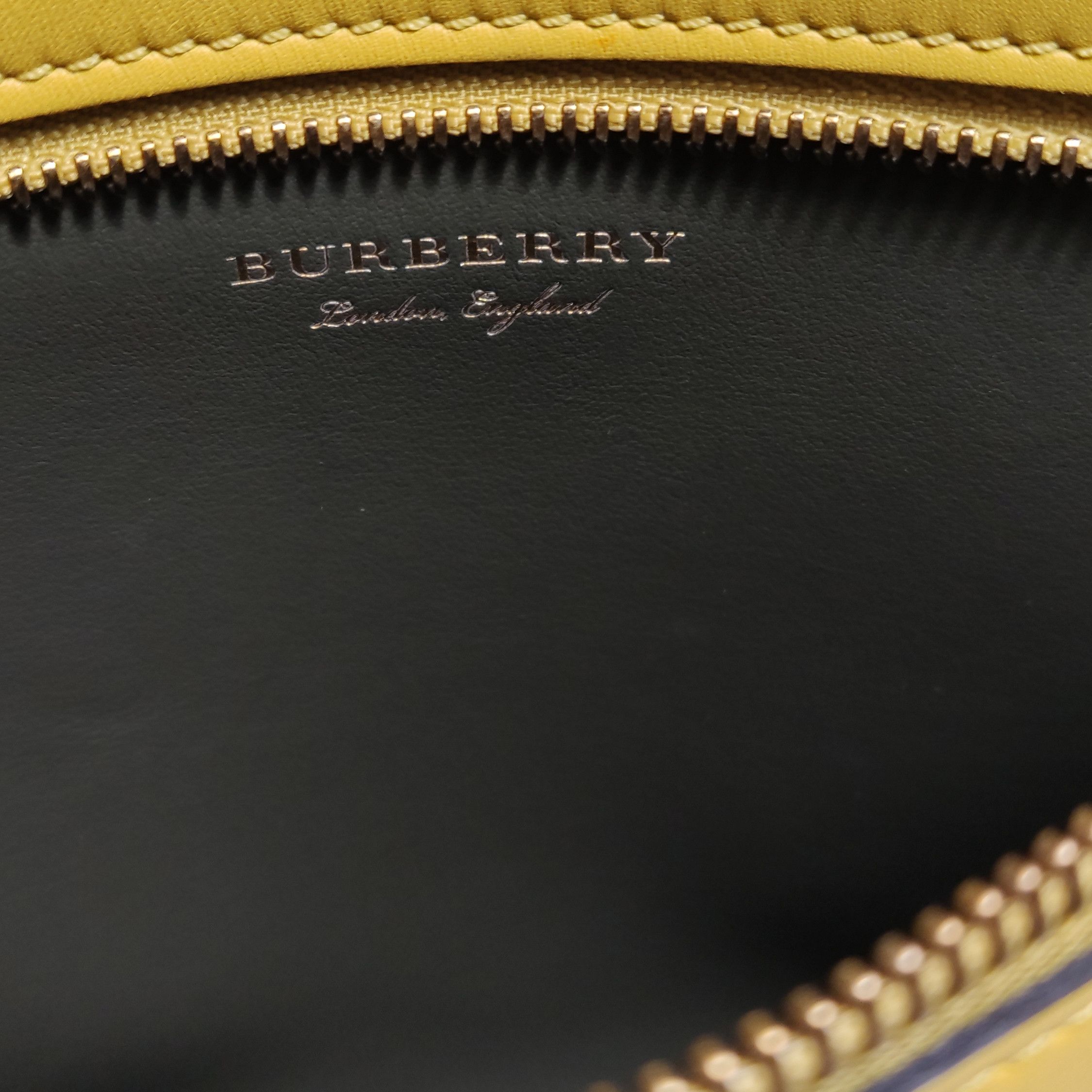 Burberry Burberry Women os Clutches Size ONE SIZE - 9 Thumbnail