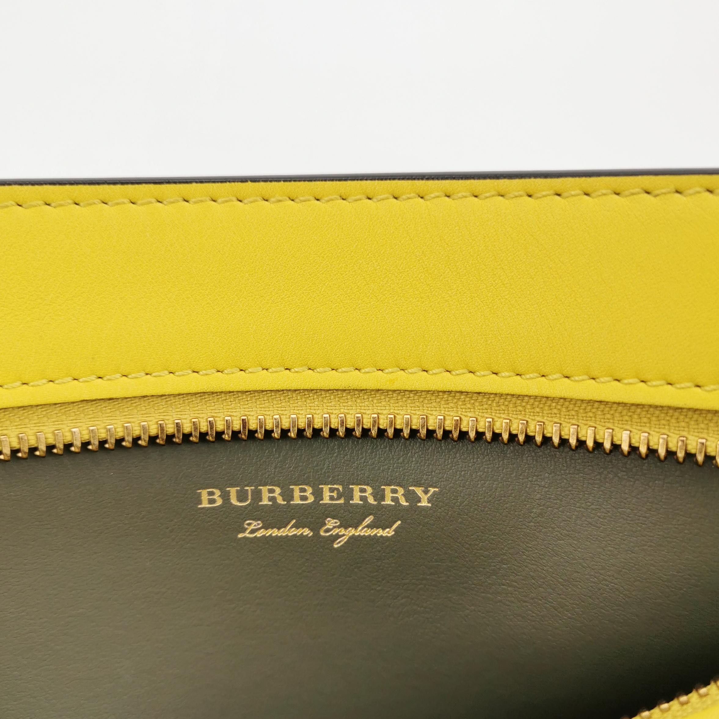 Burberry Burberry Women os Clutches Size ONE SIZE - 7 Thumbnail