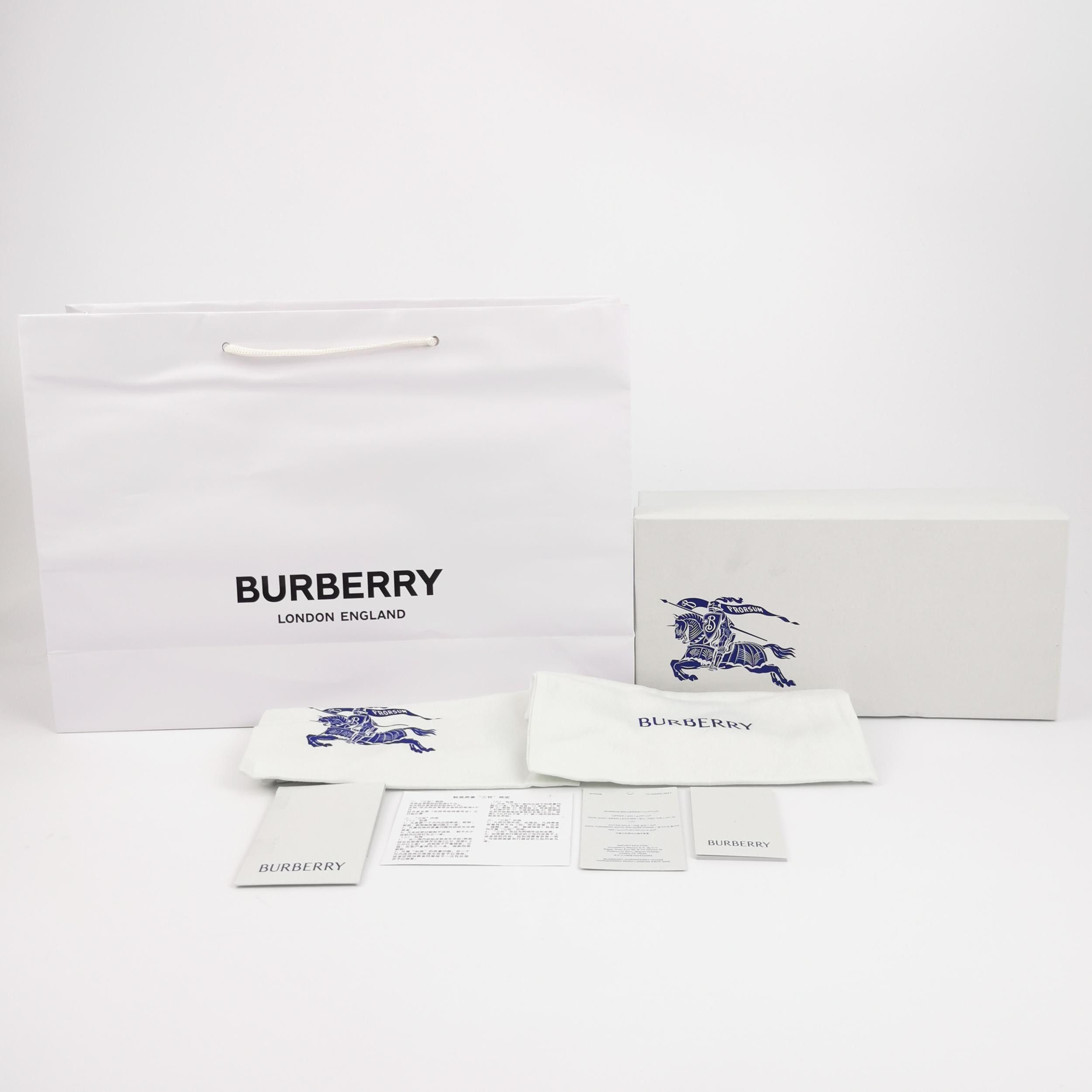 Burberry Burberry Women 7 Flats Size US 7 / IT 37 - 6 Thumbnail