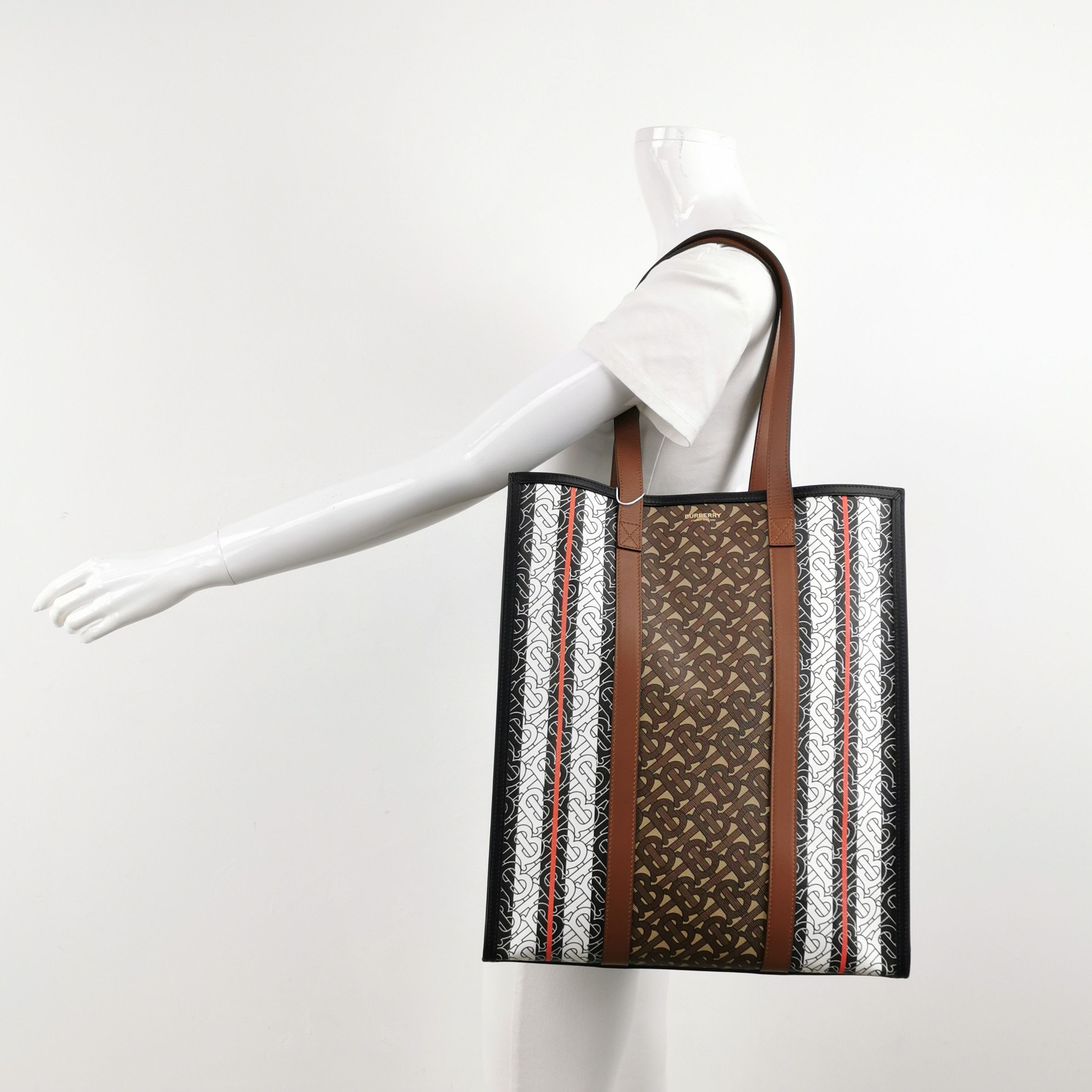Burberry Burberry Women os Shoulder Bags Size ONE SIZE - 2 Thumbnail