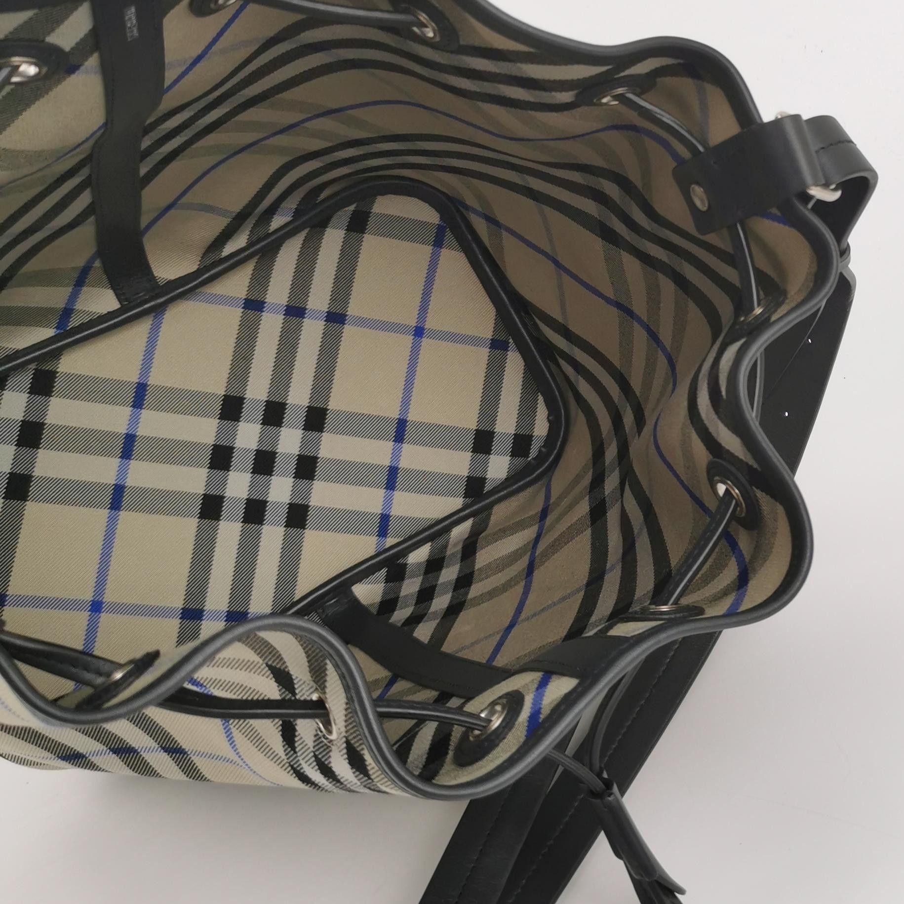 Burberry Burberry Women os Shoulder Bags Size ONE SIZE - 7 Thumbnail