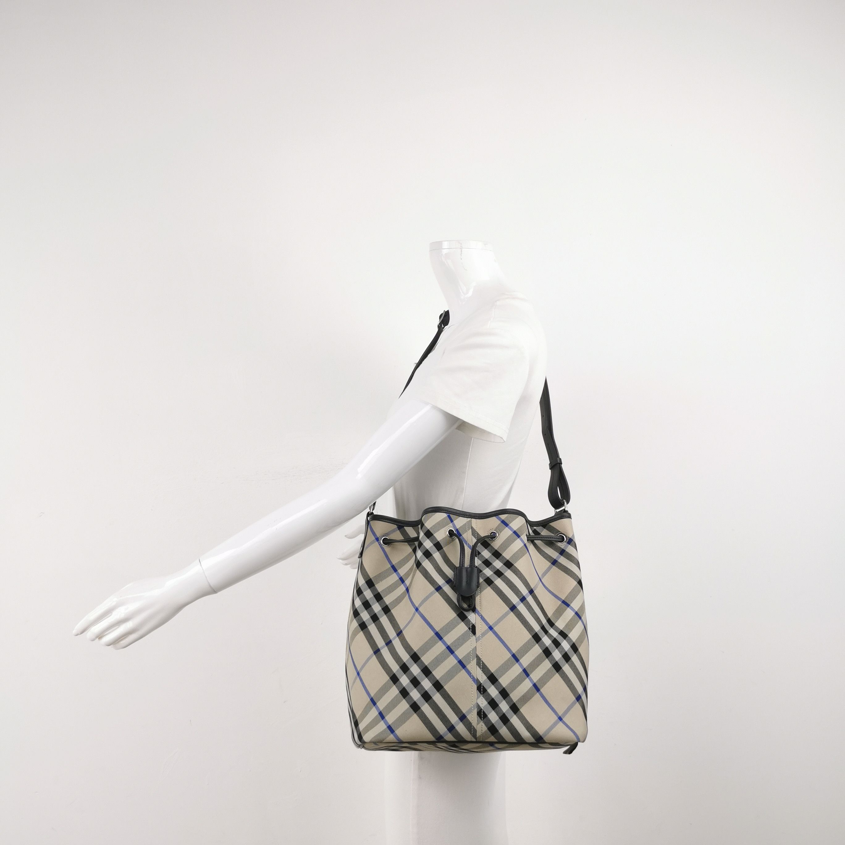 Burberry Burberry Women os Shoulder Bags Size ONE SIZE - 2 Thumbnail
