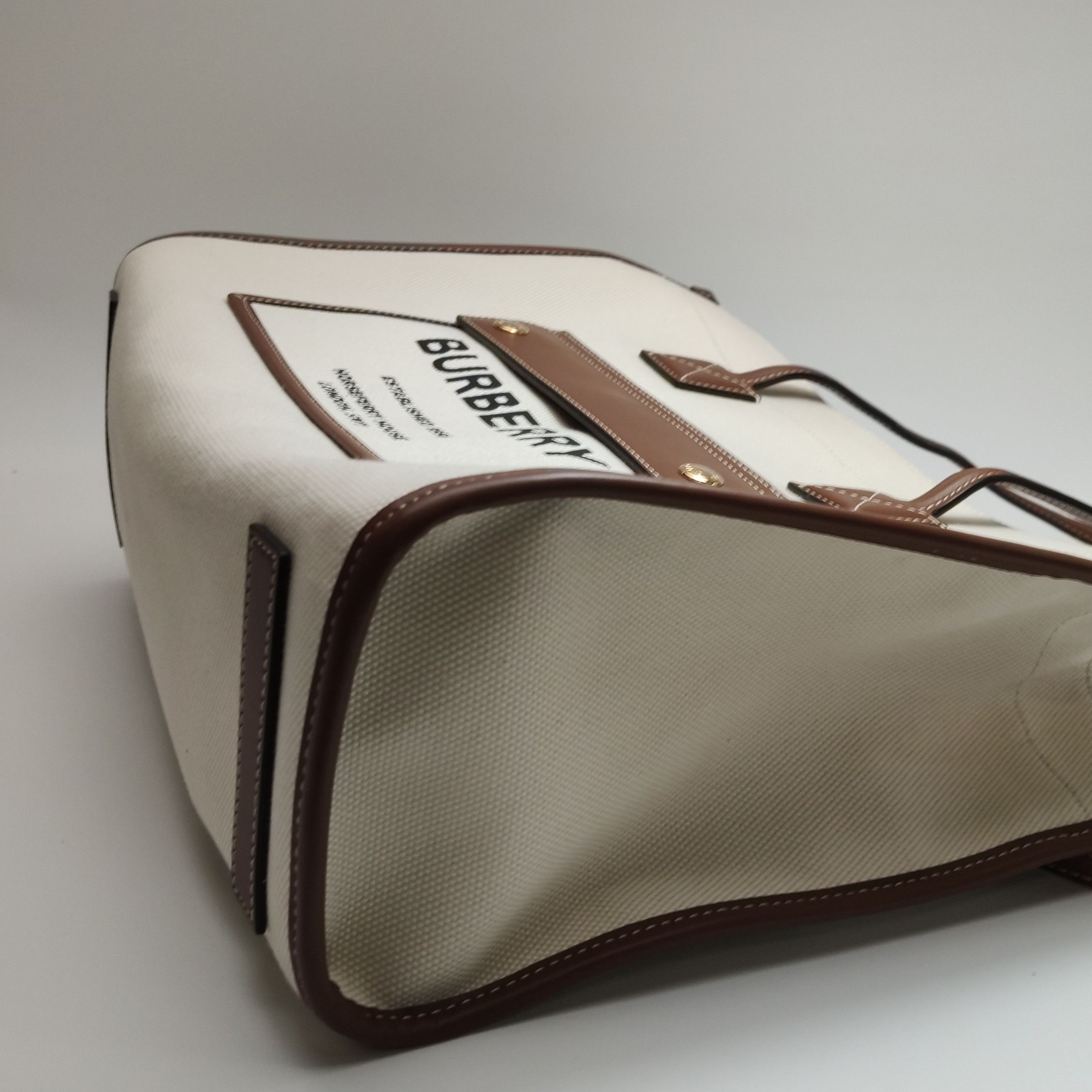 Burberry Burberry Women os Shoulder Bags Size ONE SIZE - 13 Thumbnail