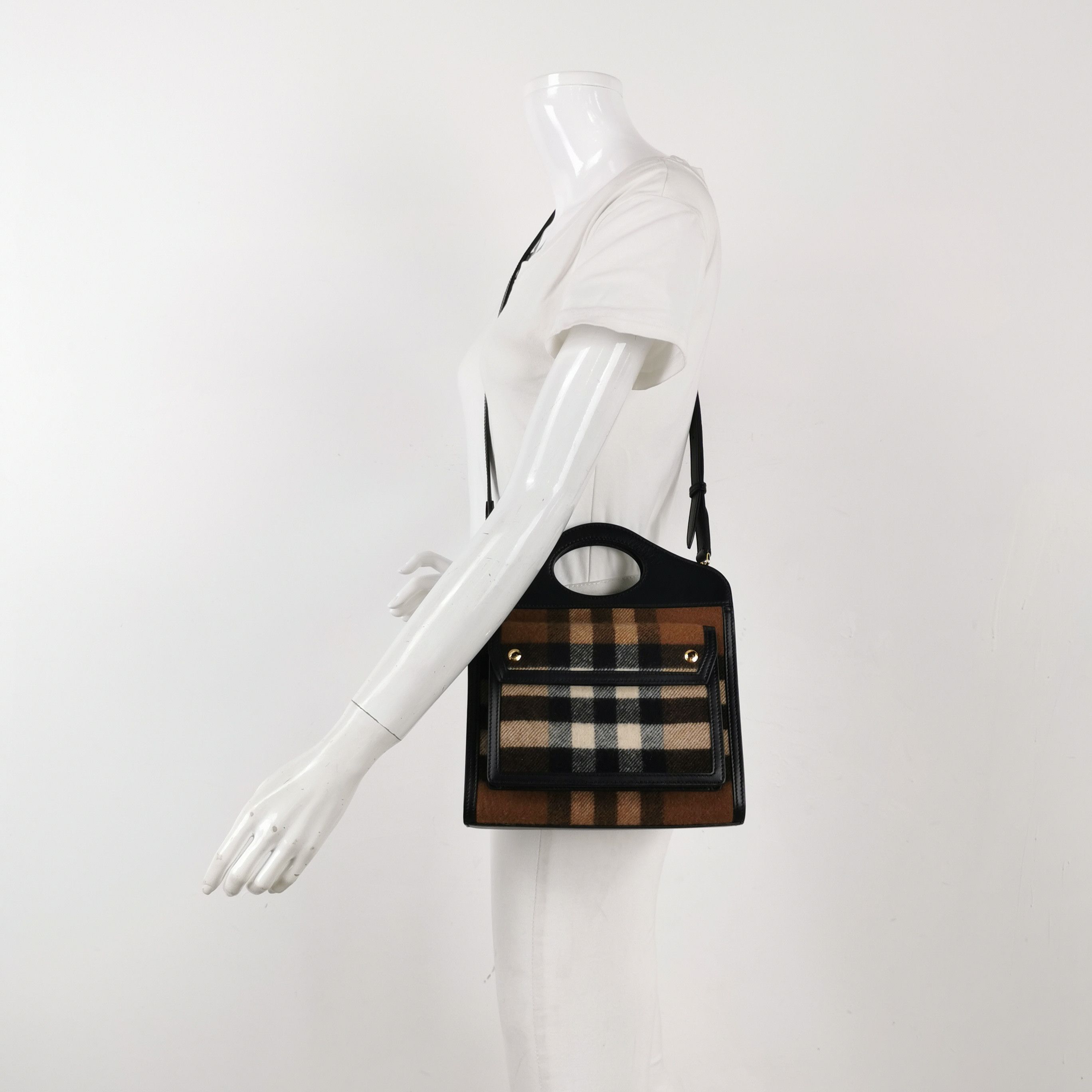 Burberry Burberry Women os Shoulder Bags Size ONE SIZE - 2 Thumbnail