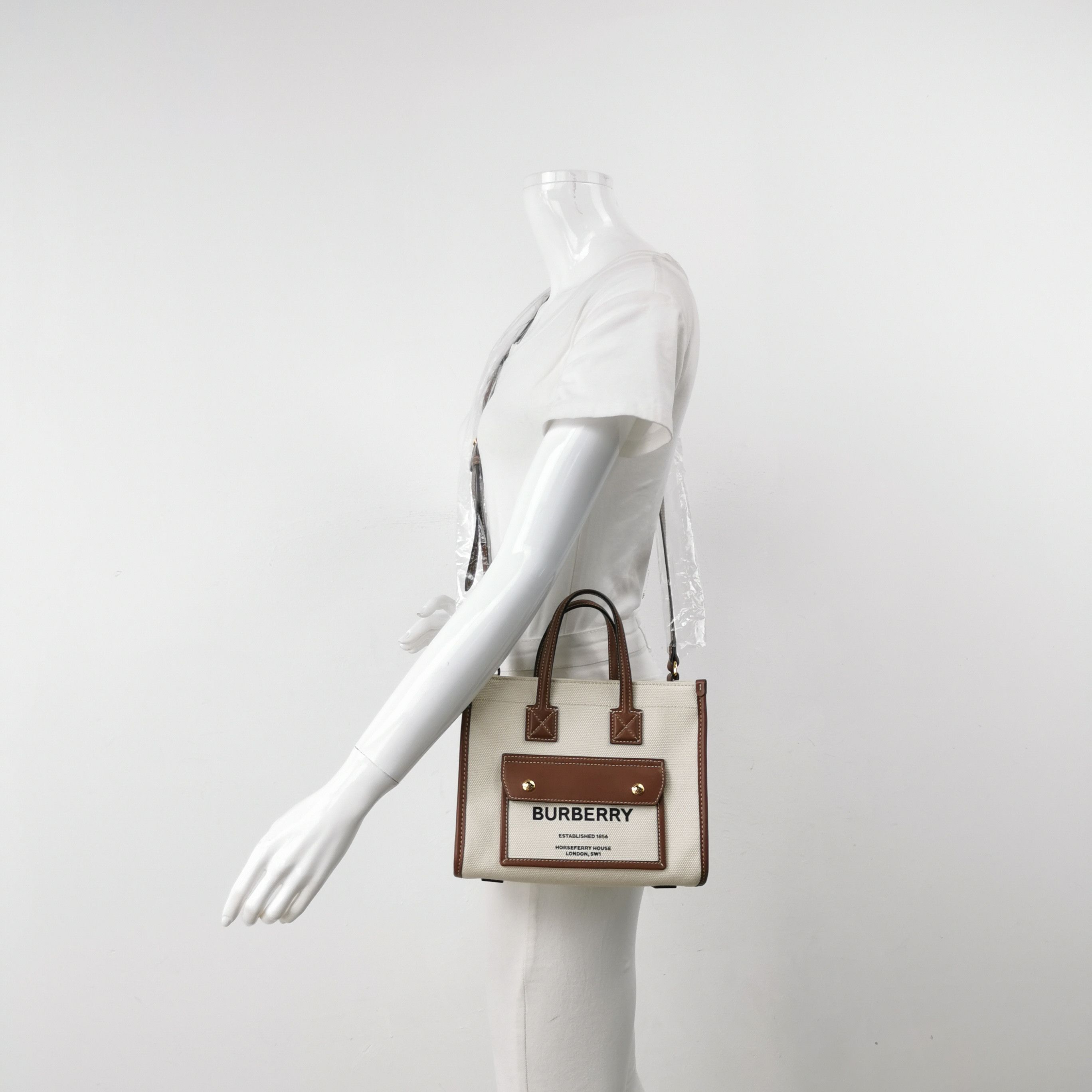 Burberry Burberry Women os Shoulder Bags Size ONE SIZE - 2 Thumbnail