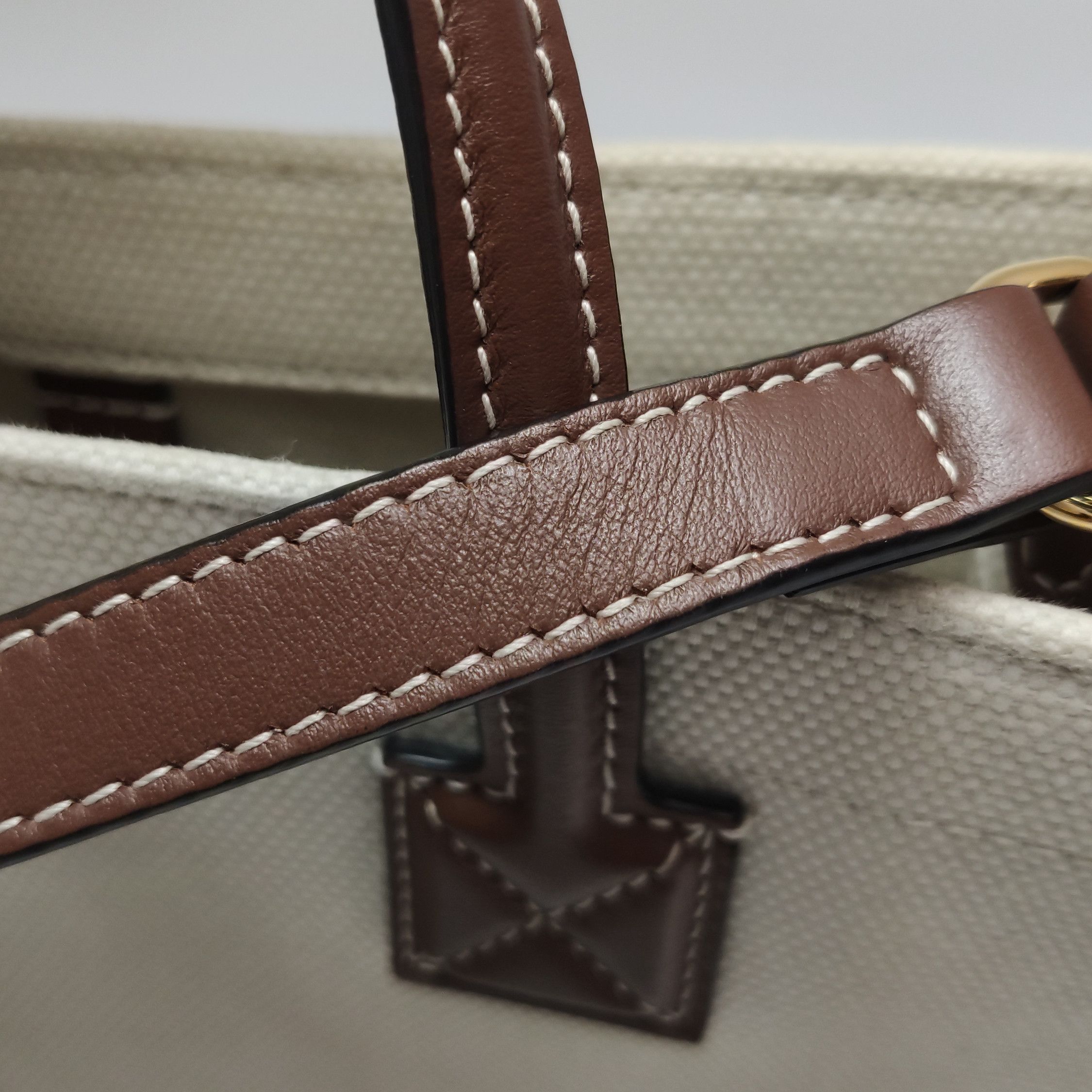 Burberry Burberry Women os Shoulder Bags Size ONE SIZE - 18 Thumbnail