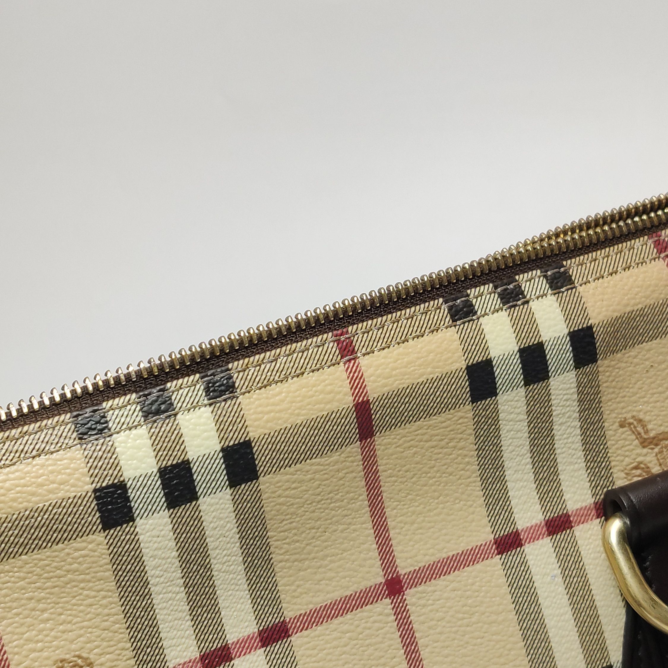 Burberry Burberry Women os Tote Bags Size ONE SIZE - 20 Thumbnail