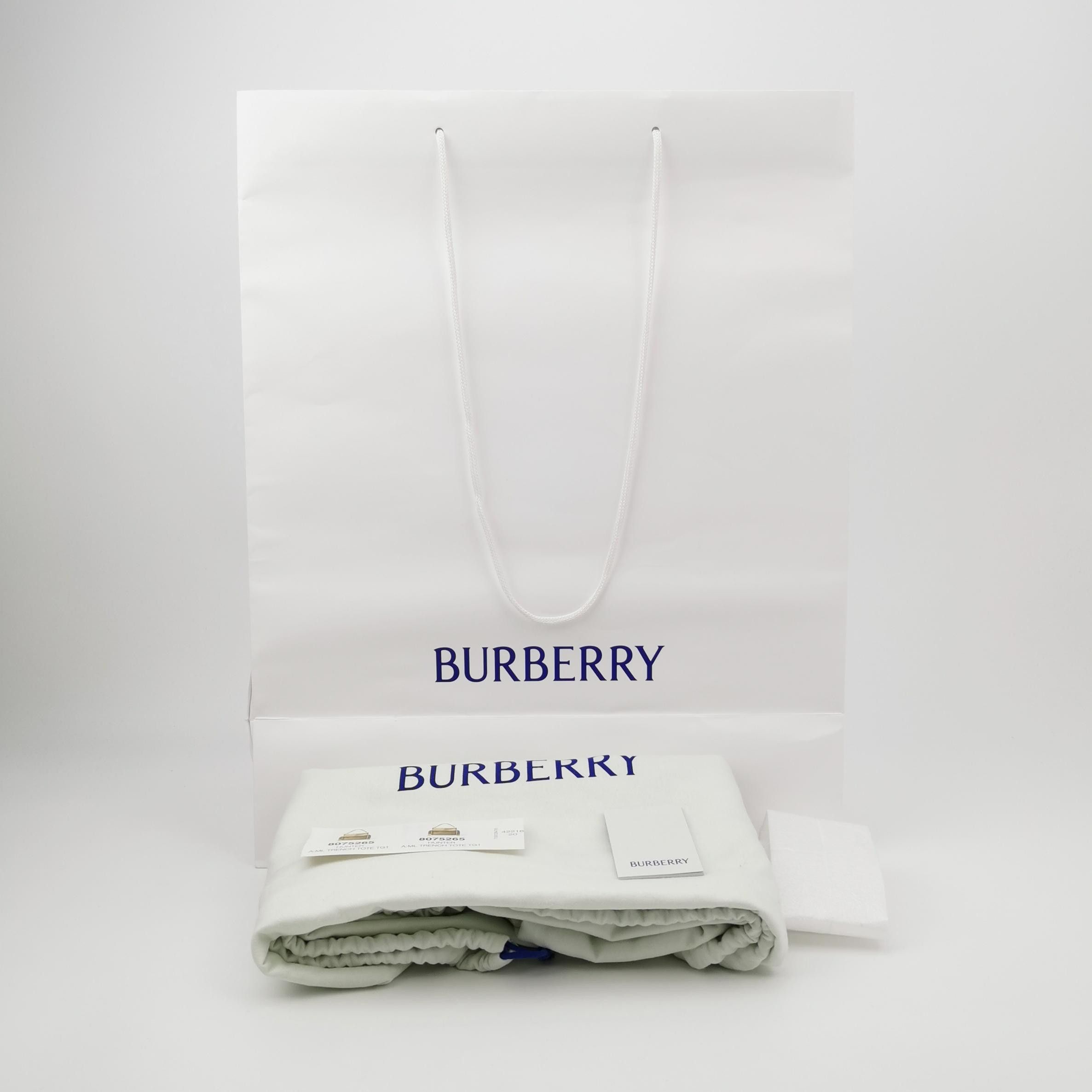 Burberry Burberry Women os Shoulder Bags Size ONE SIZE - 9 Thumbnail