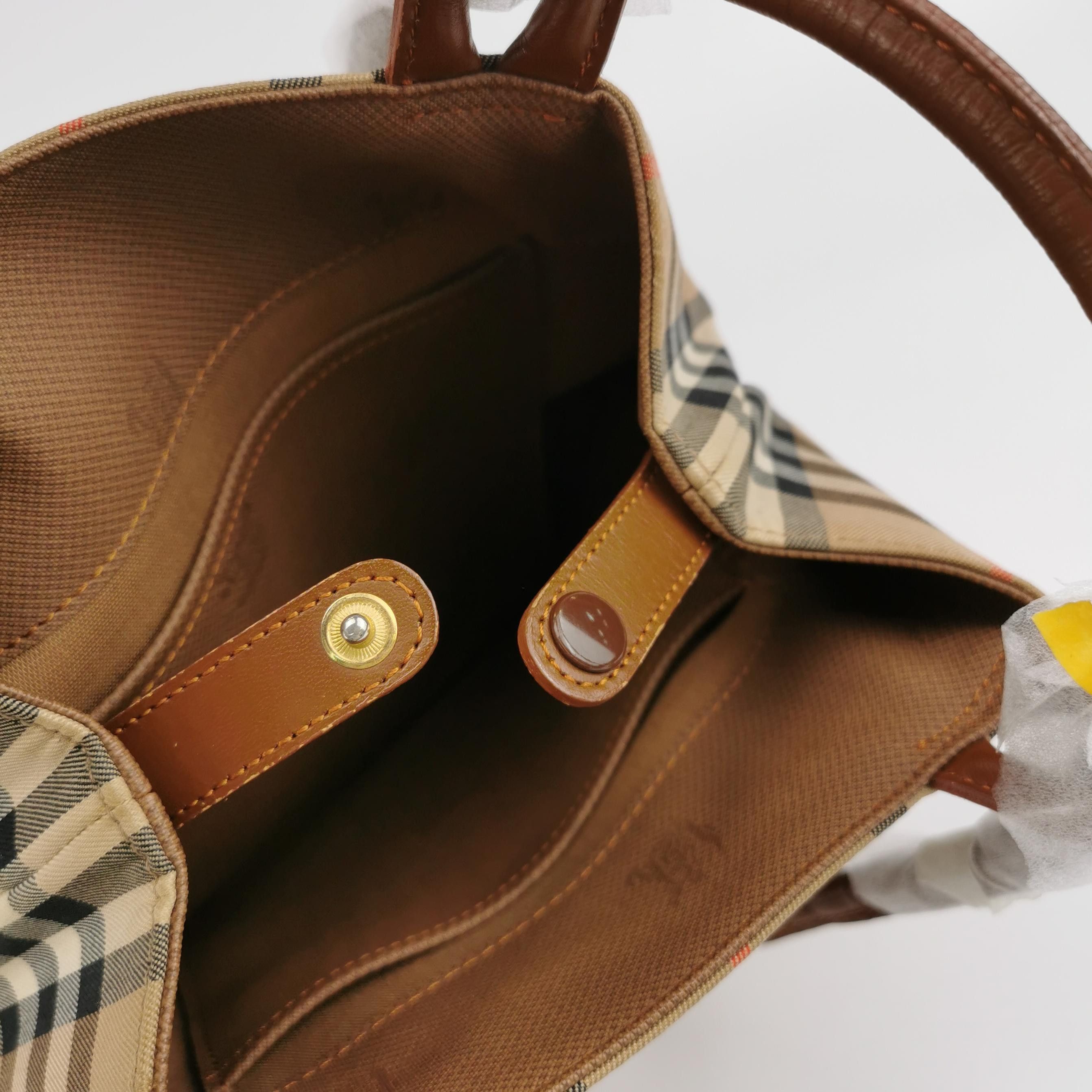 Burberry Burberry Women os Shoulder Bags Size ONE SIZE - 7 Thumbnail