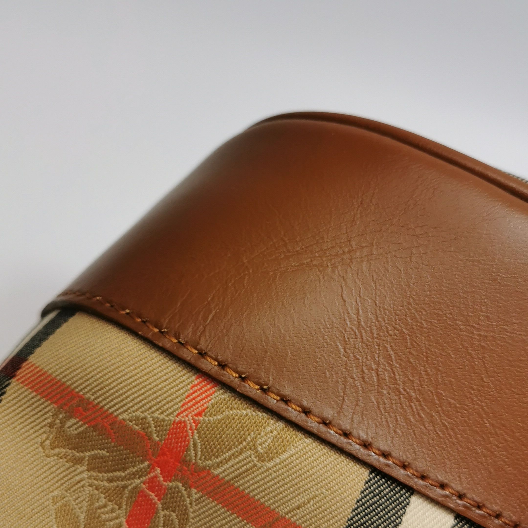 Burberry Burberry Women os Shoulder Bags Size ONE SIZE - 22 Thumbnail