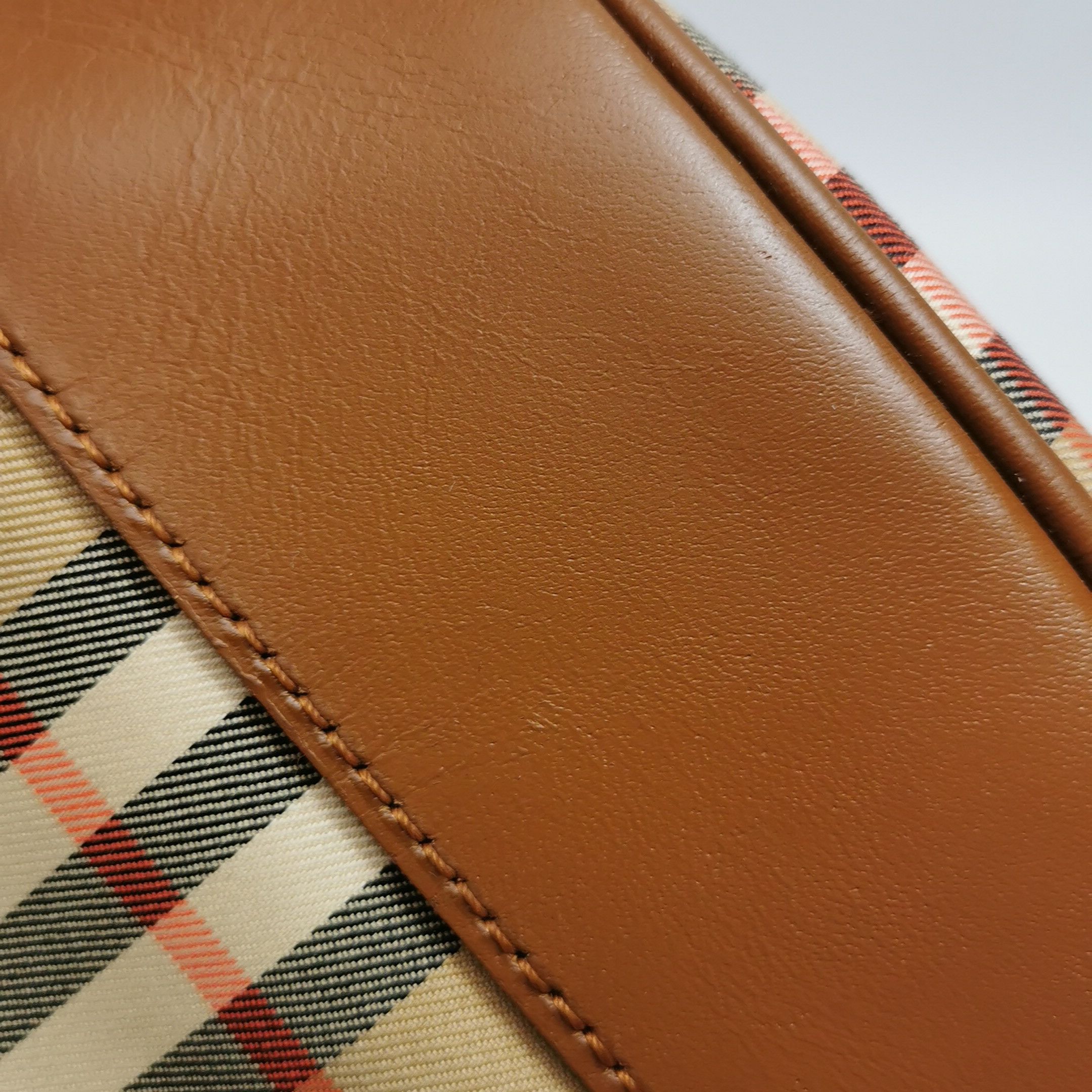 Burberry Burberry Women os Shoulder Bags Size ONE SIZE - 15 Thumbnail