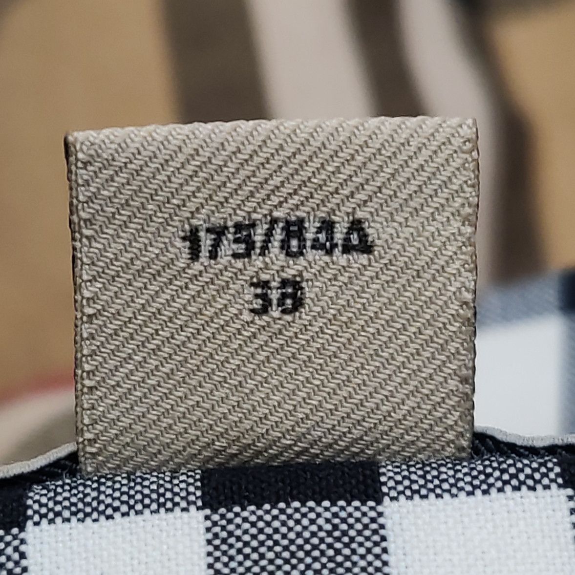 Burberry Burberry Women s Button Ups Size S / US 4 / IT 40 - 5 Thumbnail